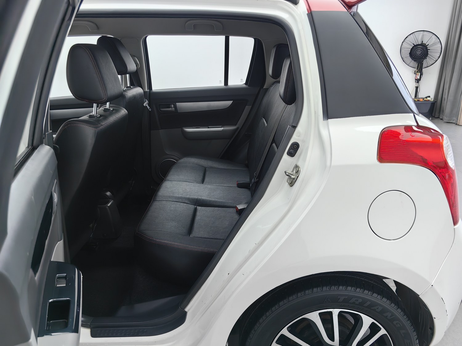 Used Suzuki Swift 2016 1.5 AT
