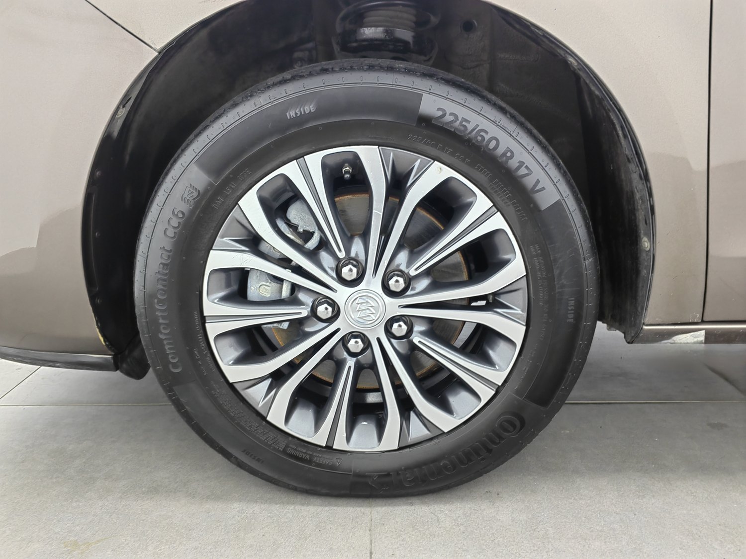 Used Buick GL8 2021 2.0 AT
