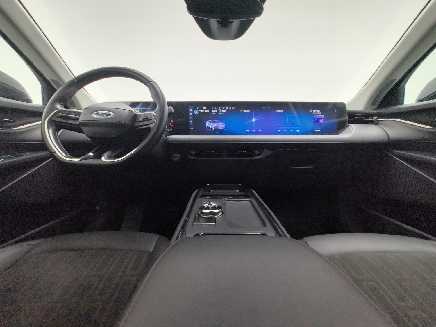 Used Ford Mondeo 2022 2.0 AT