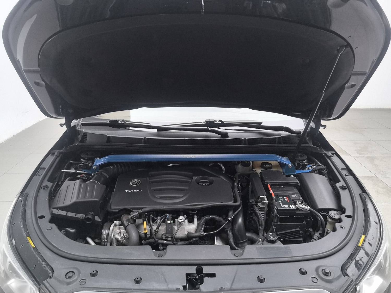 Used Buick LaCrosse 2014 2.0 AT