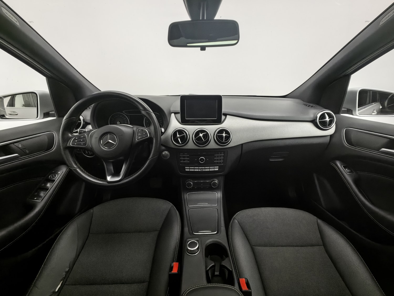 Used Mercedes-Benz B-Class 2015 1.6 AT