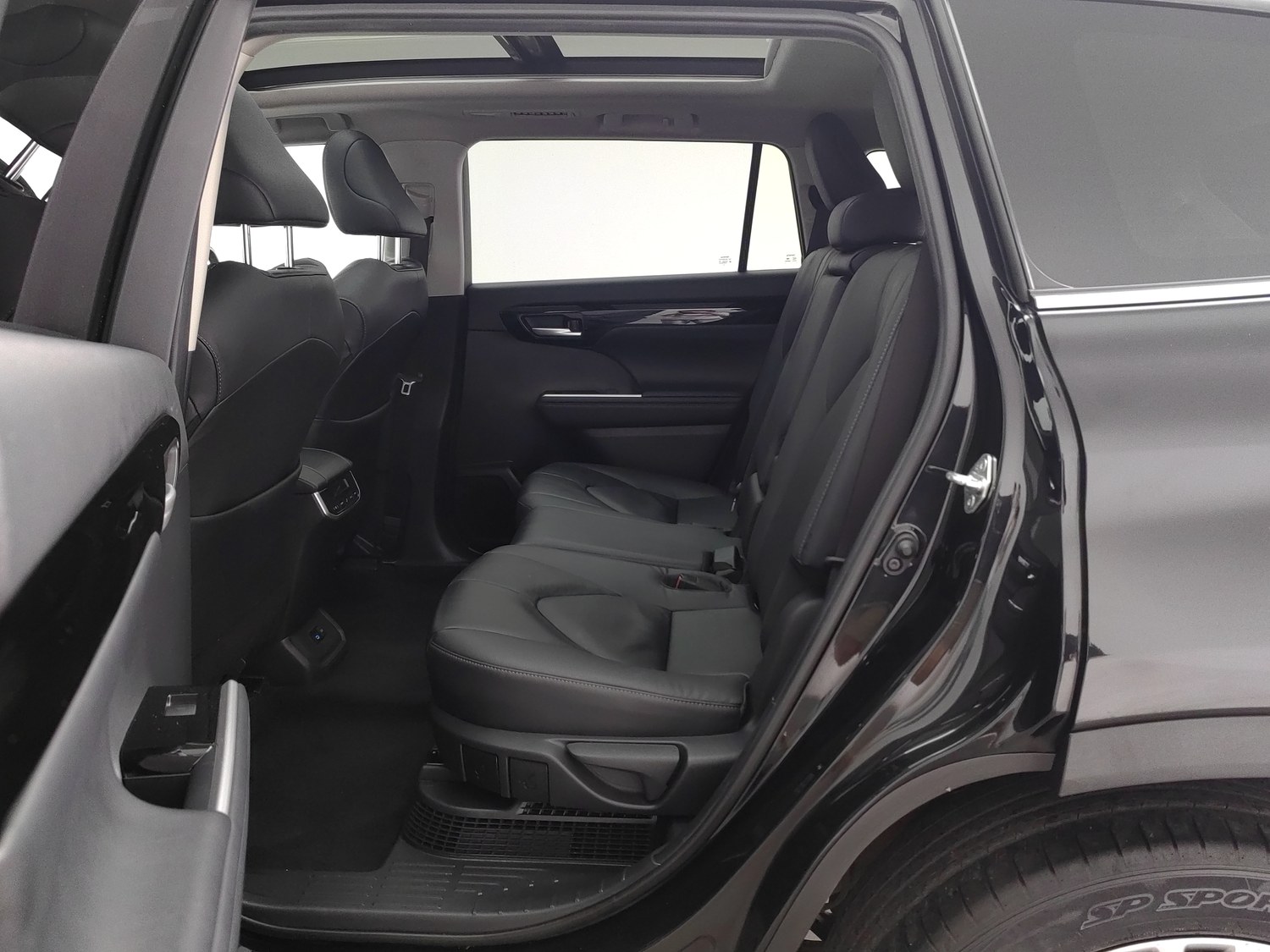Used Toyota Highlander 2022 2.5 AT