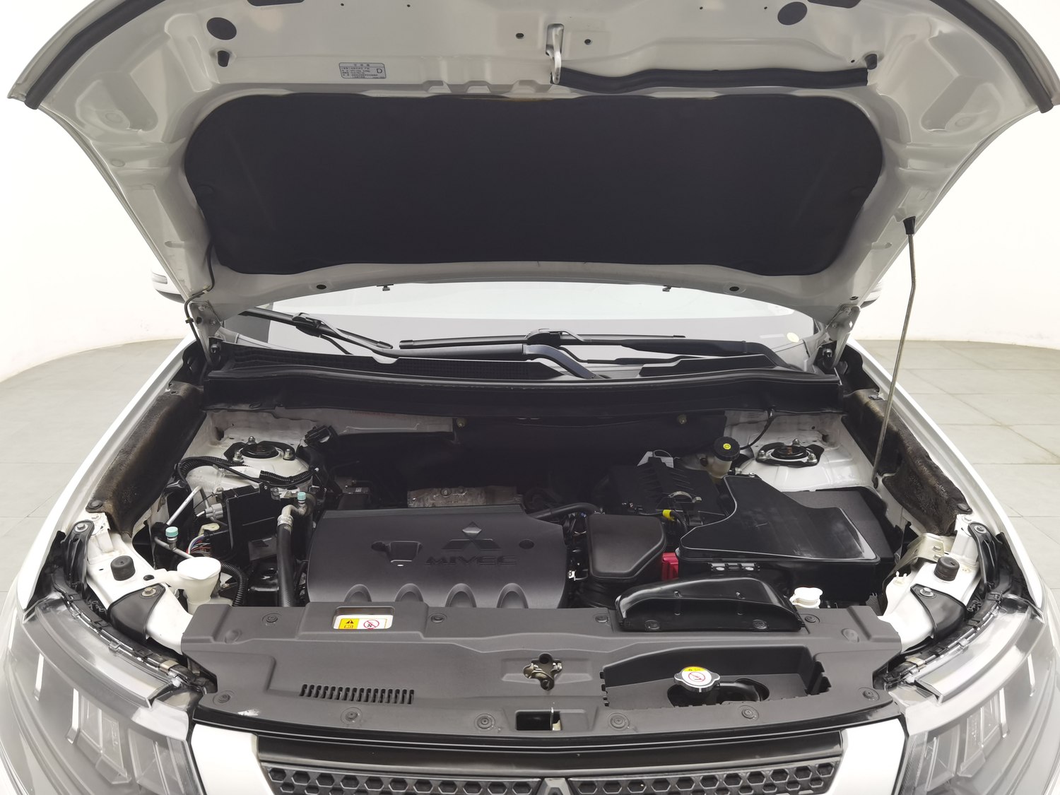 Used Mitsubishi Outlander 2019 2.4 AT
