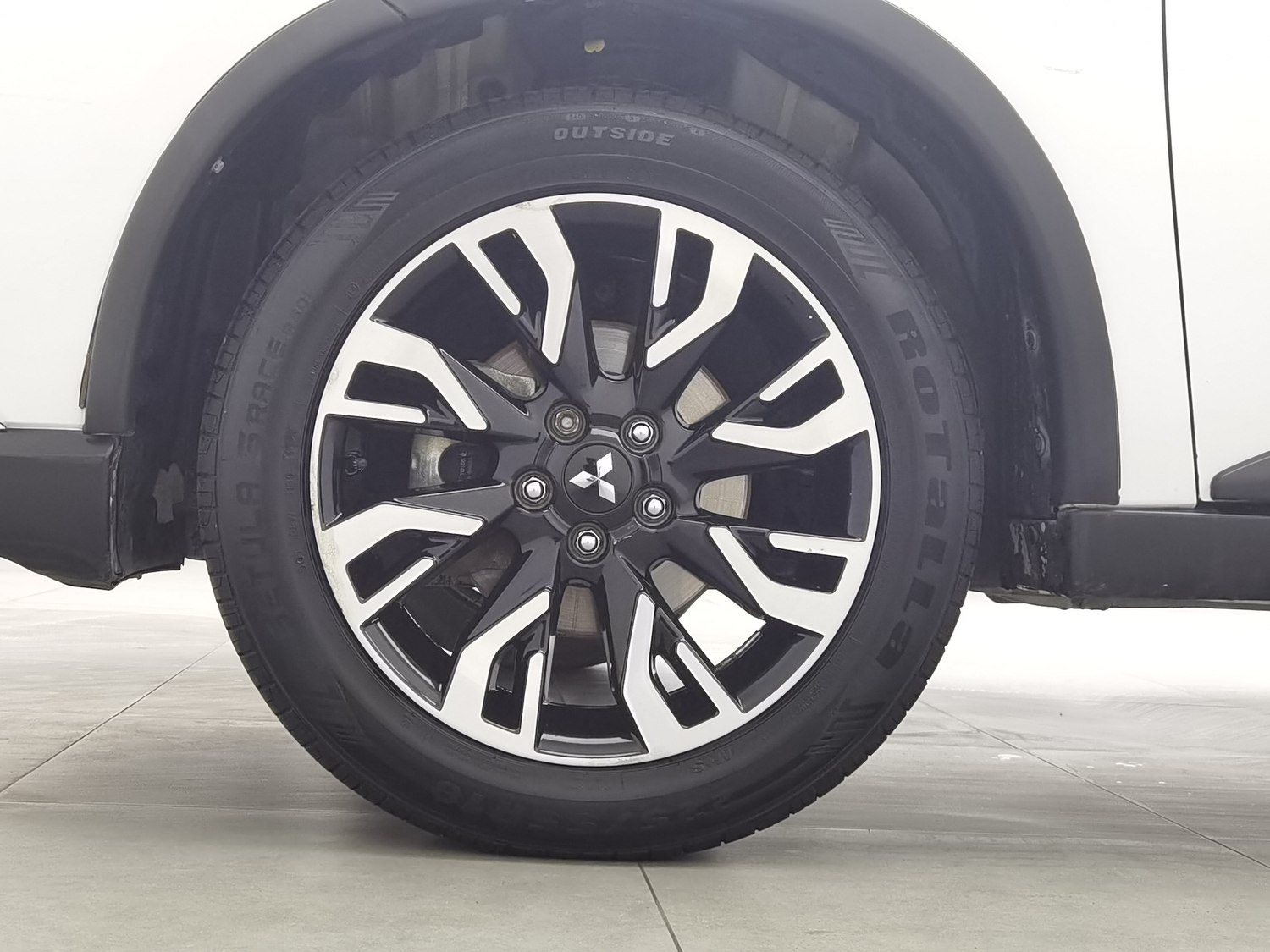 Used Mitsubishi Outlander 2019 2.4 AT