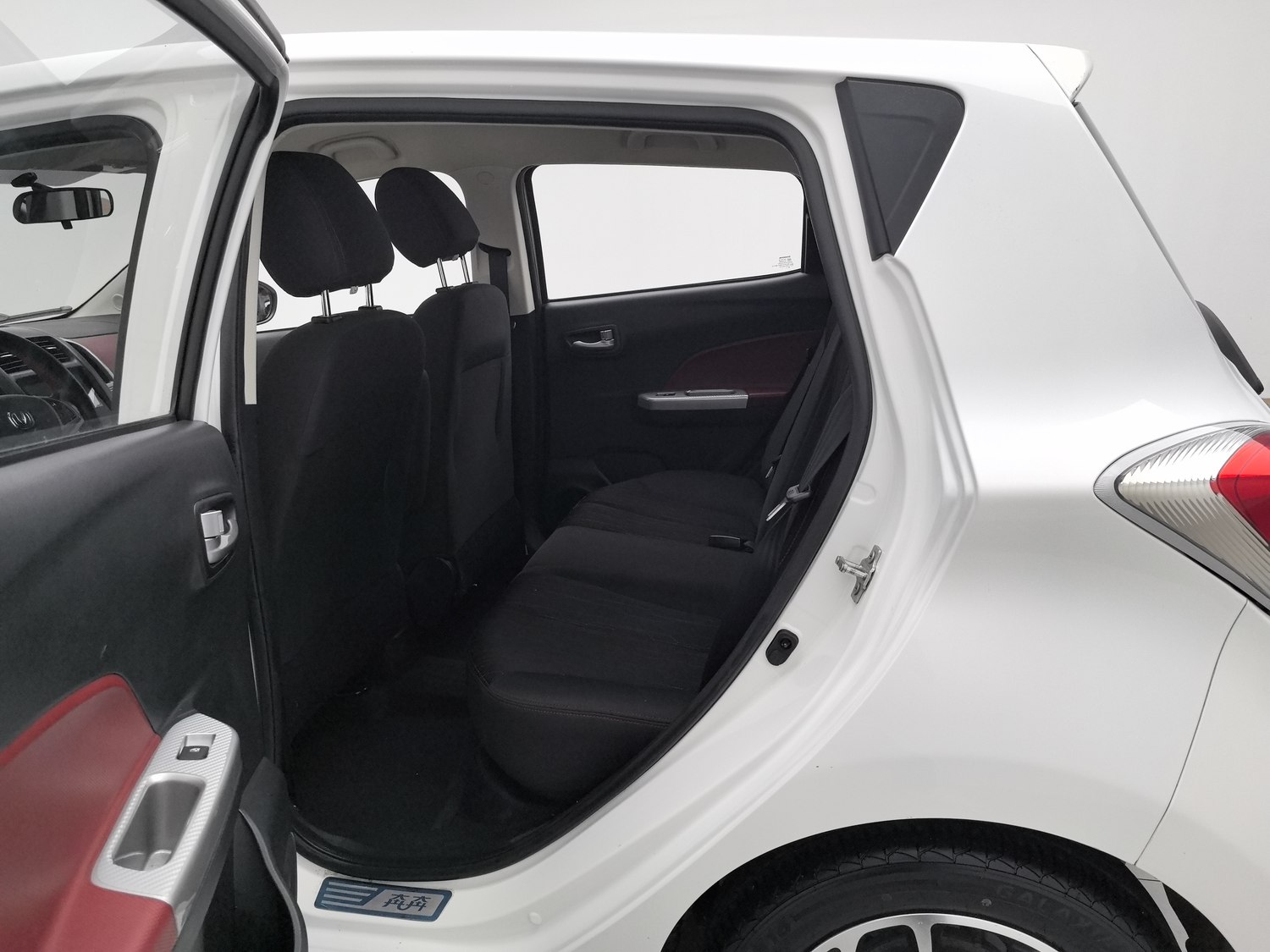 Used Changan Benben 2015 1.4 AT