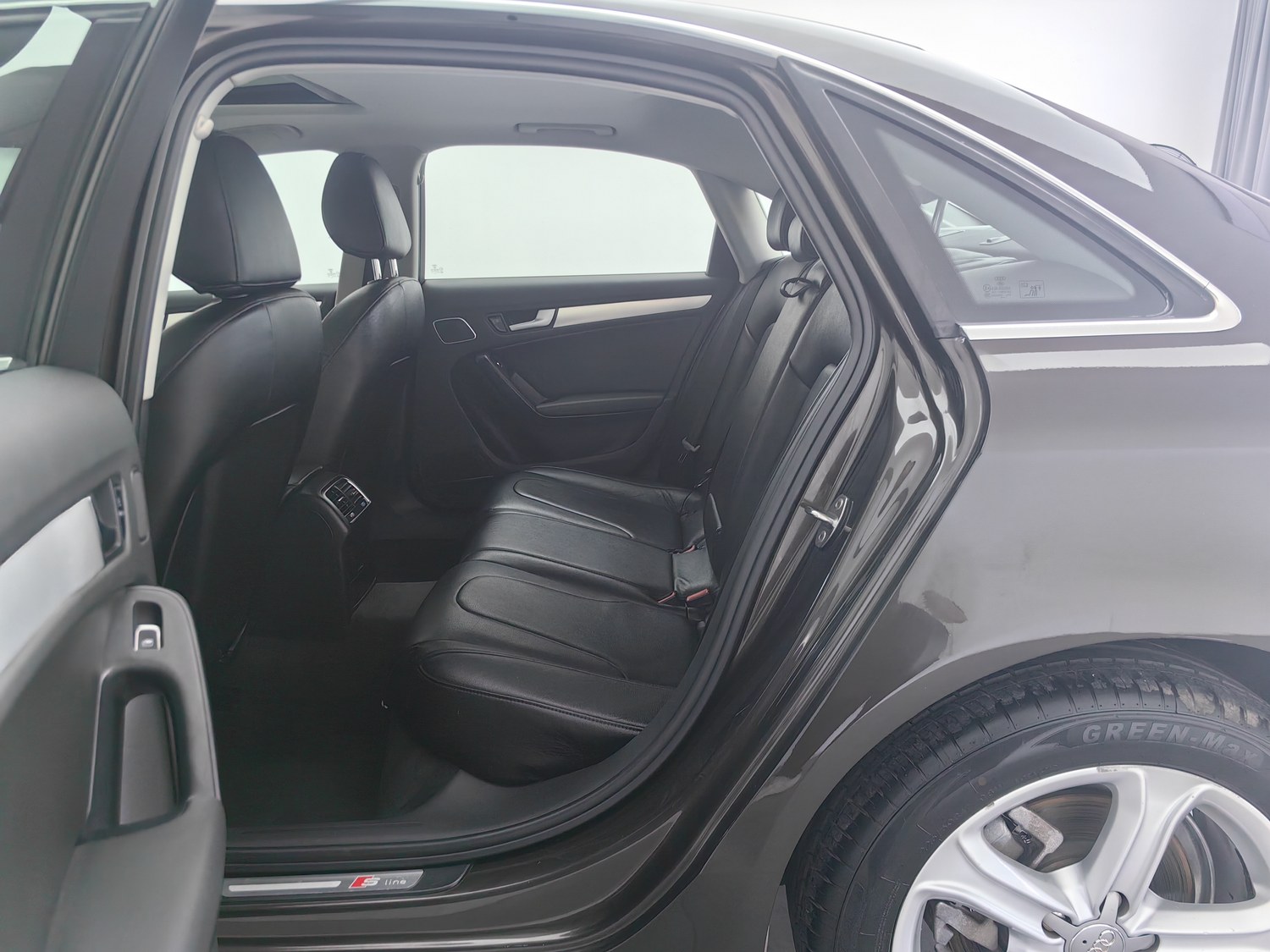 Used Audi A4L 2015 2.0 AT