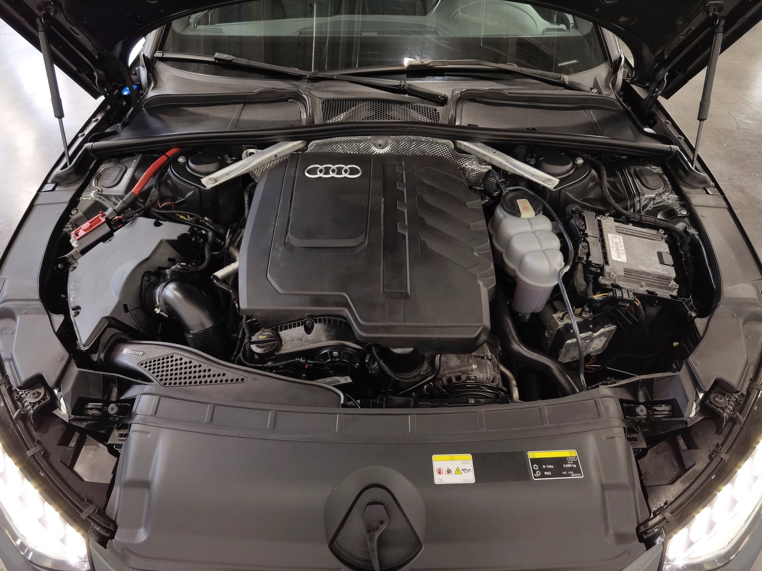 Used Audi A4L 2023 2.0 AT