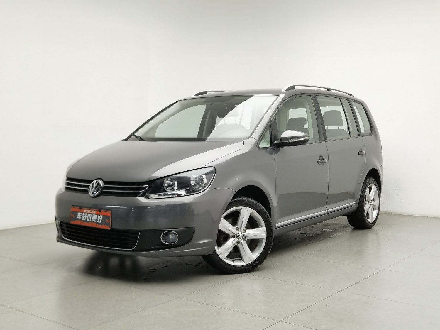 Used Volkswagen Touran 2013 1.4 MT
