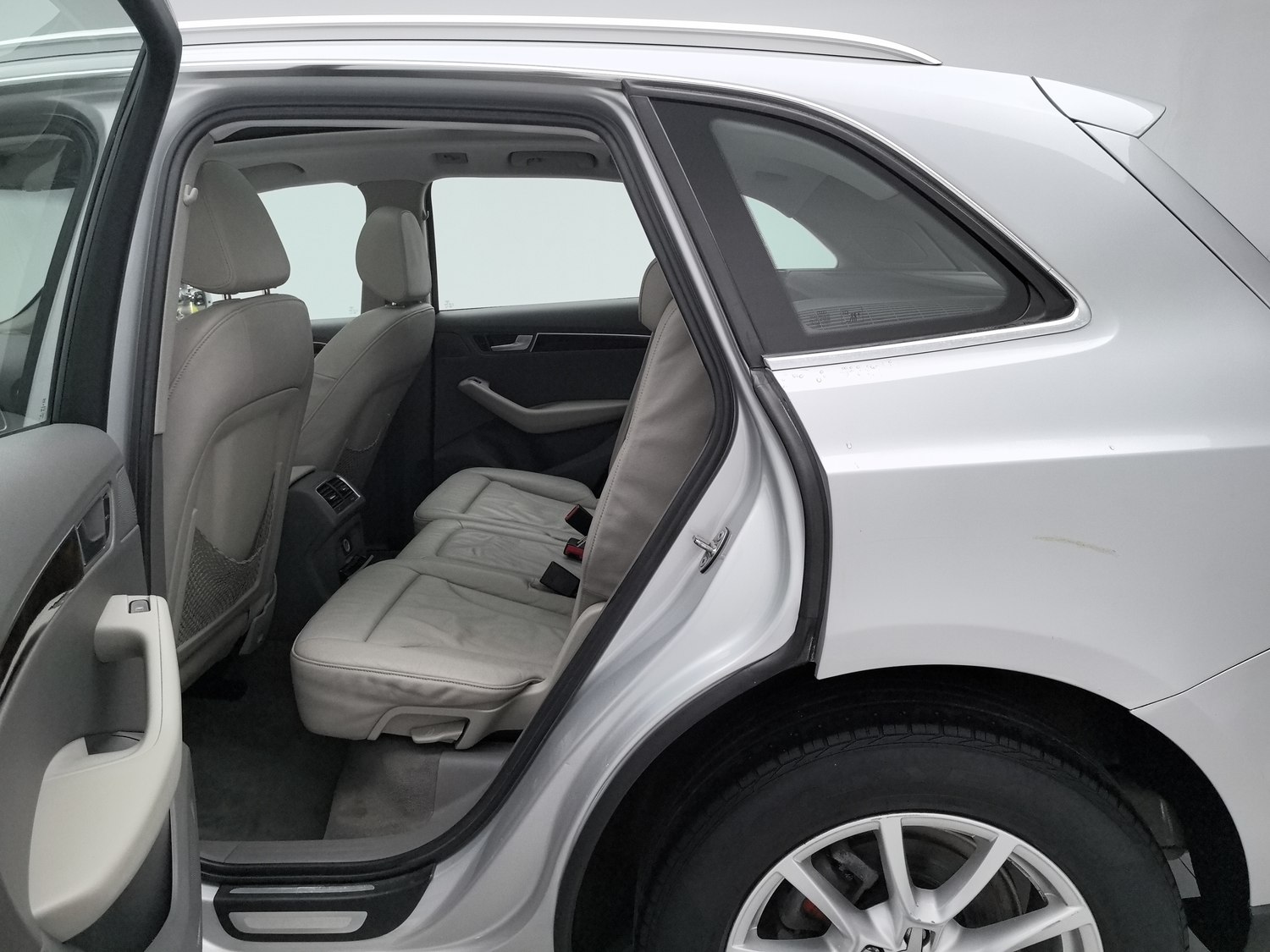 Used Audi Q5 2010 2.0 AT