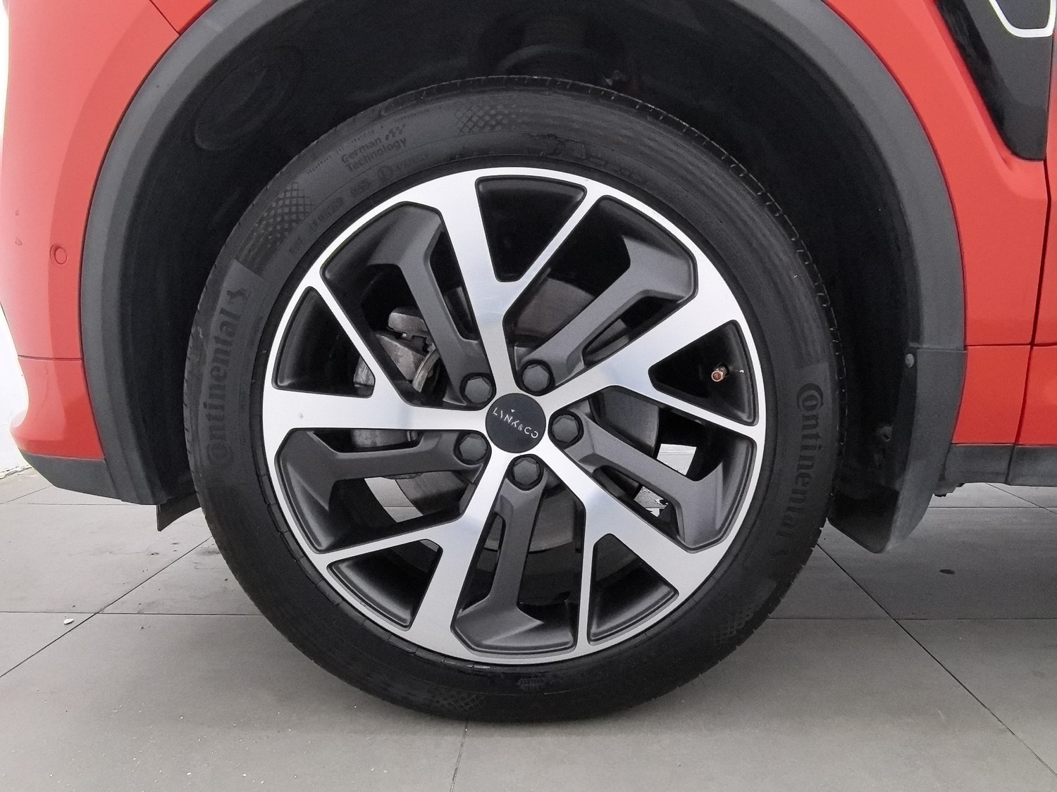 Used Lynk & Co 01 2017 2.0 AT