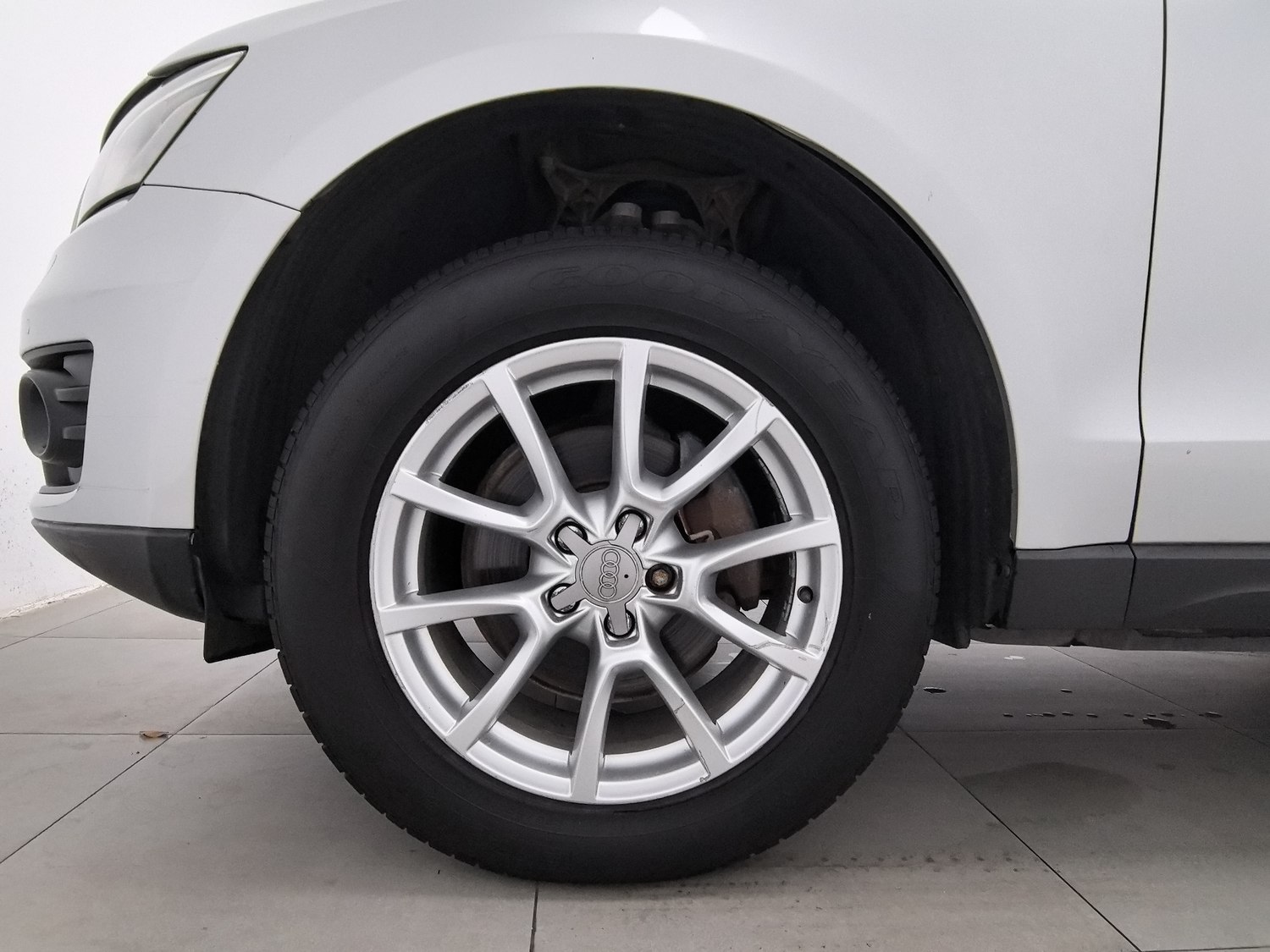 Used Audi Q5 2010 2.0 AT