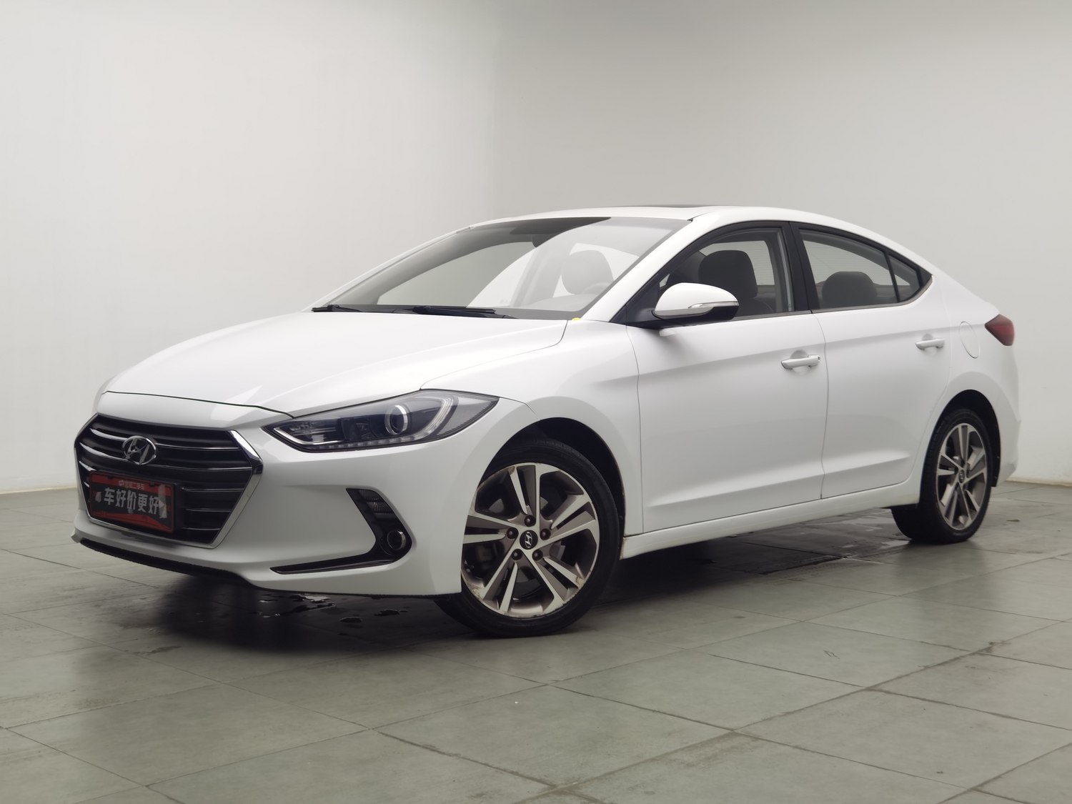Used Hyundai Elantra 2016 1.6 AT