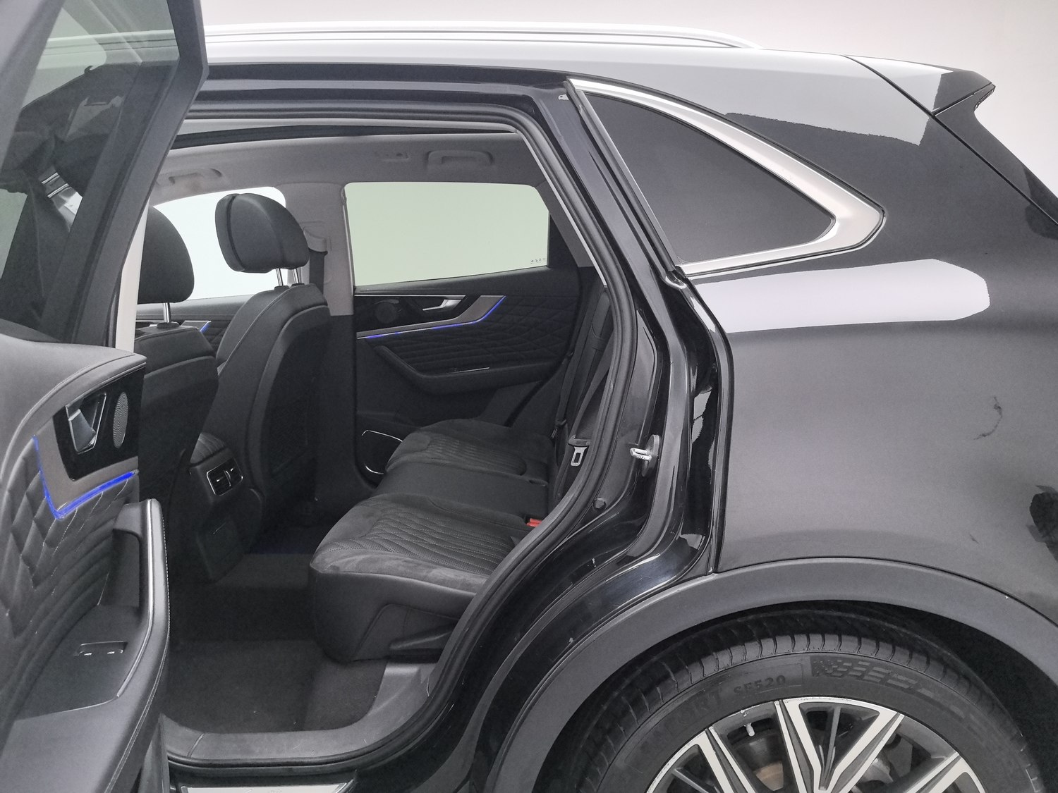 Used Hongqi HS5 2022 2.0 AT