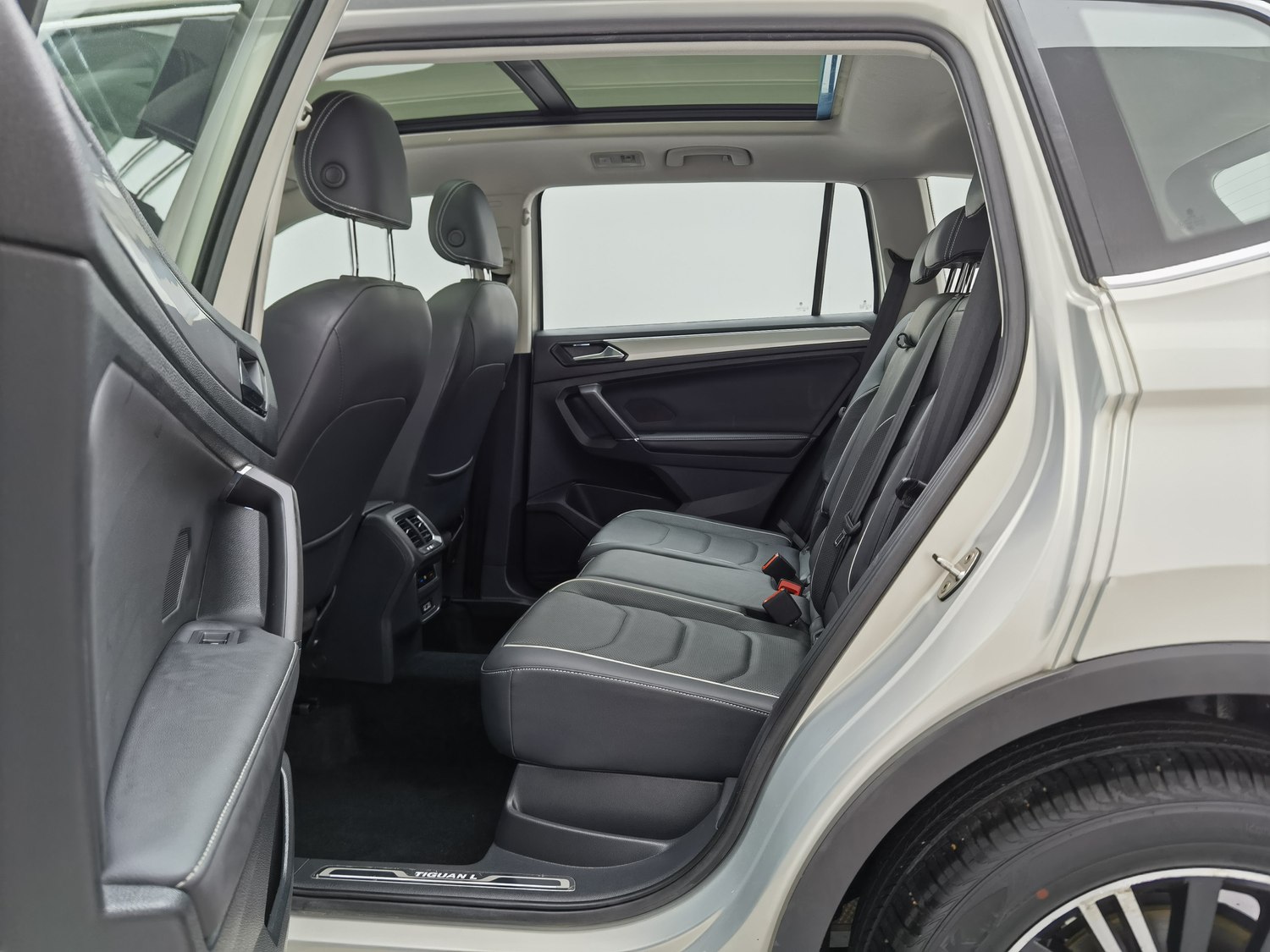Used Volkswagen Tiguan L 2017 1.8 AT