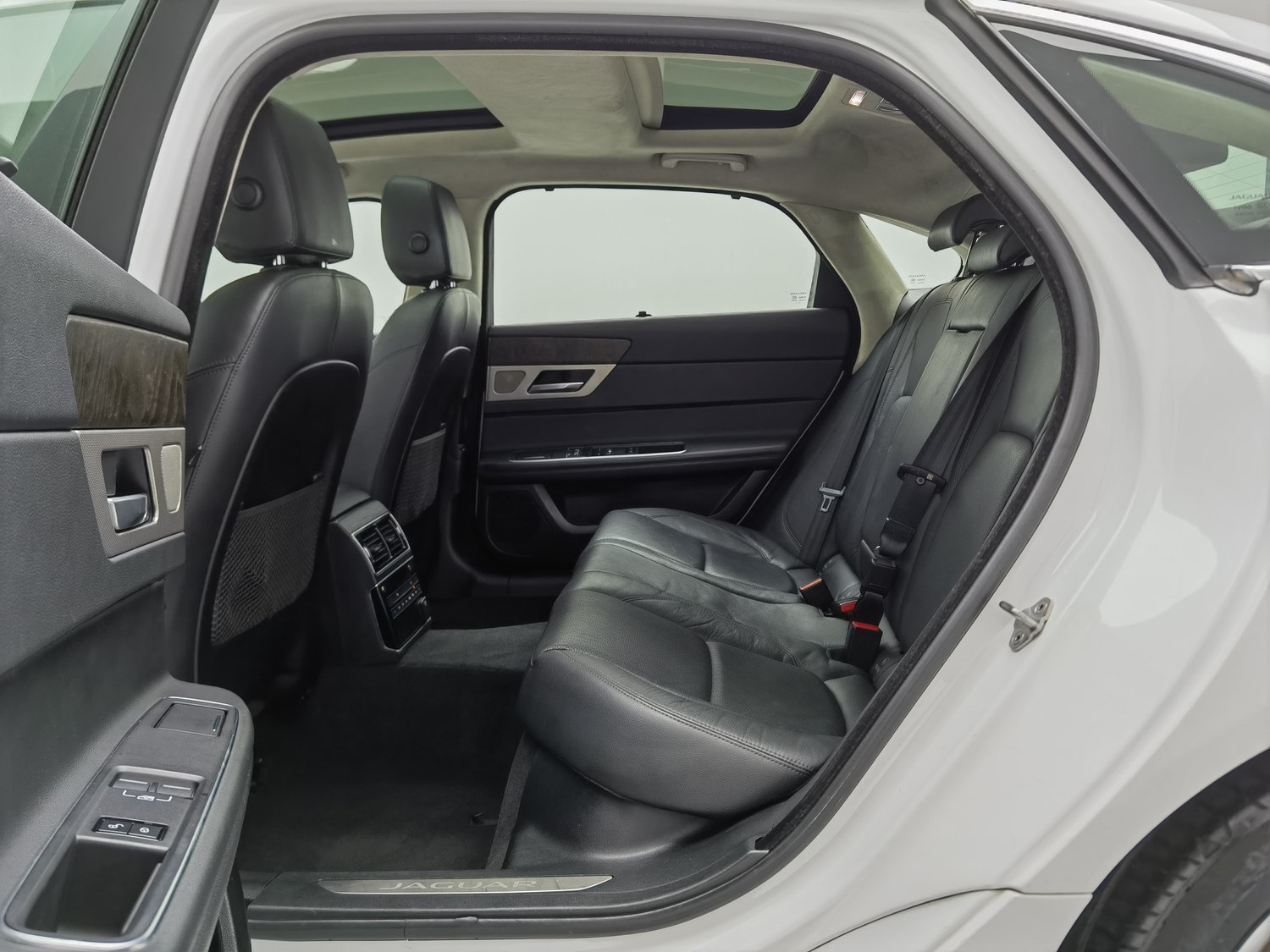 Used Jaguar XFL 2018 2.0 AT