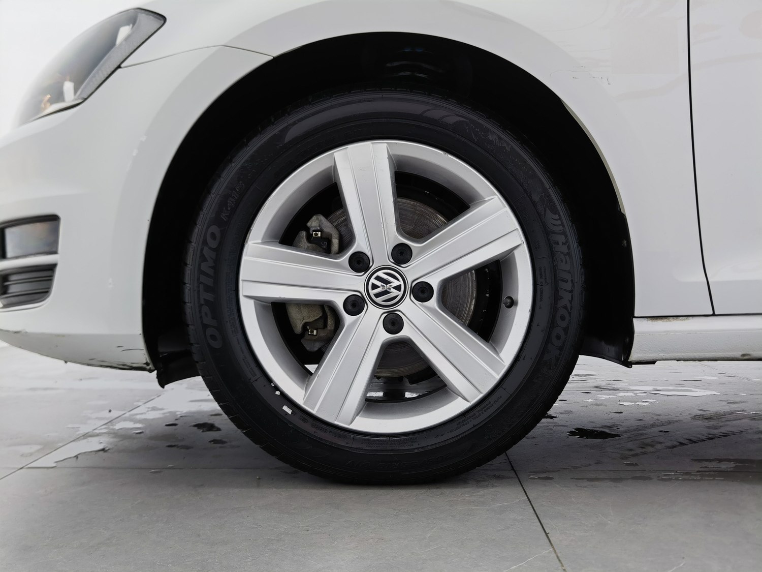 Volkswagen Golf 2015 1.4 automático usado