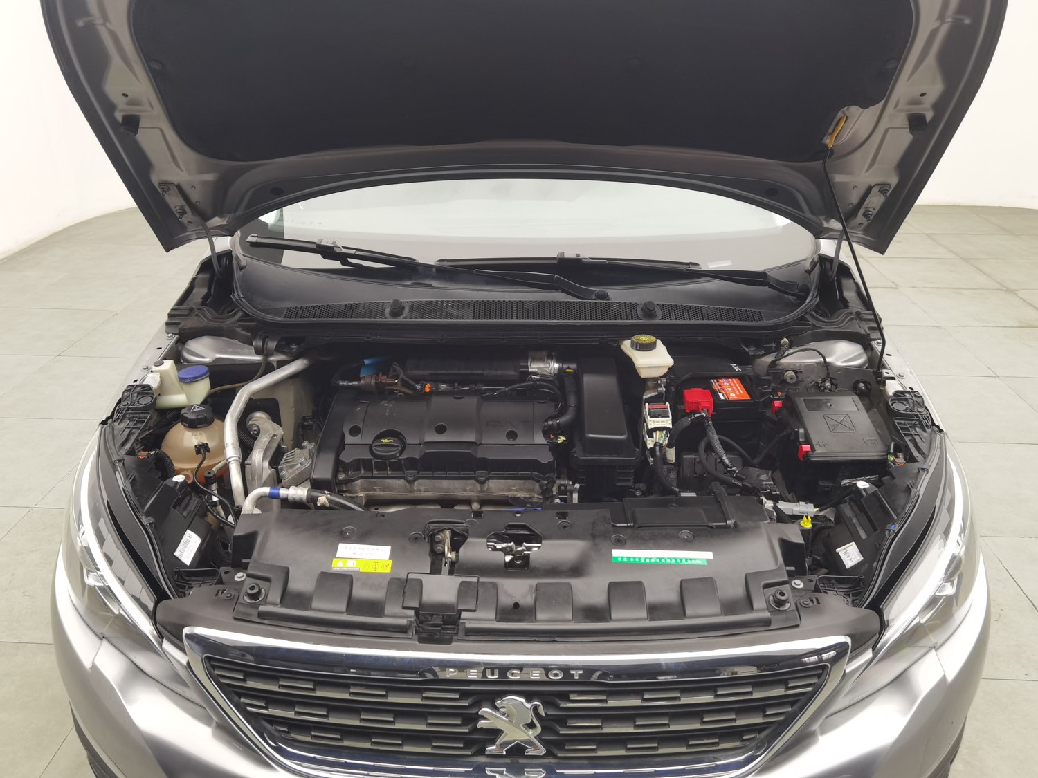 Used Peugeot 308 2018 1.6 AT