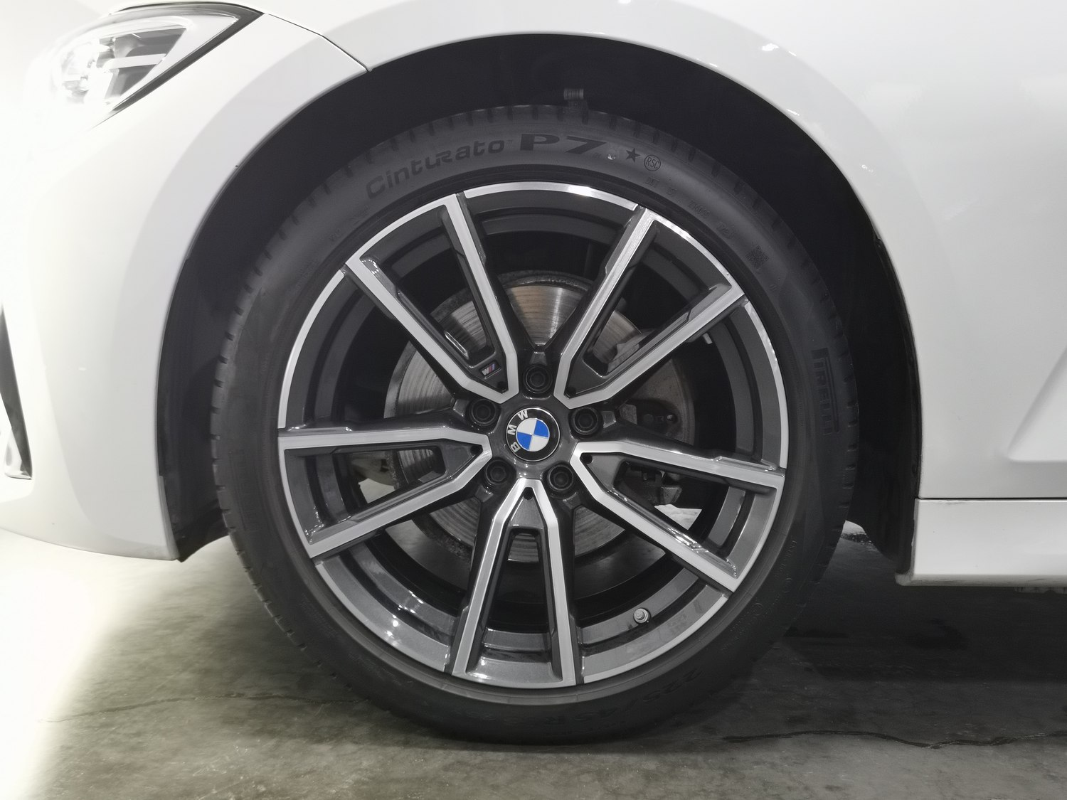 Used BMW THE3 2021 2.0 AT