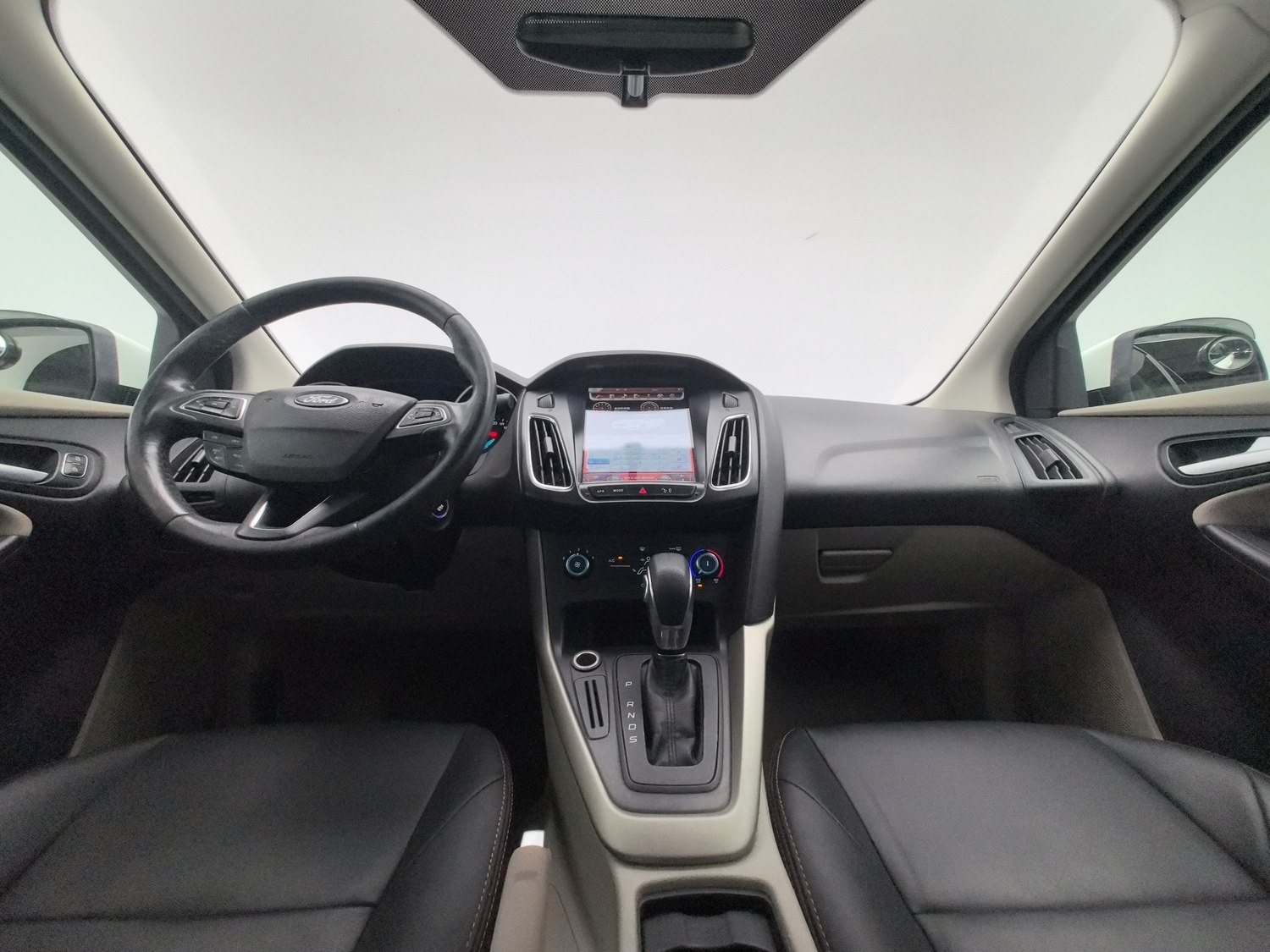 Used Ford Focus 2015 1.6 AT