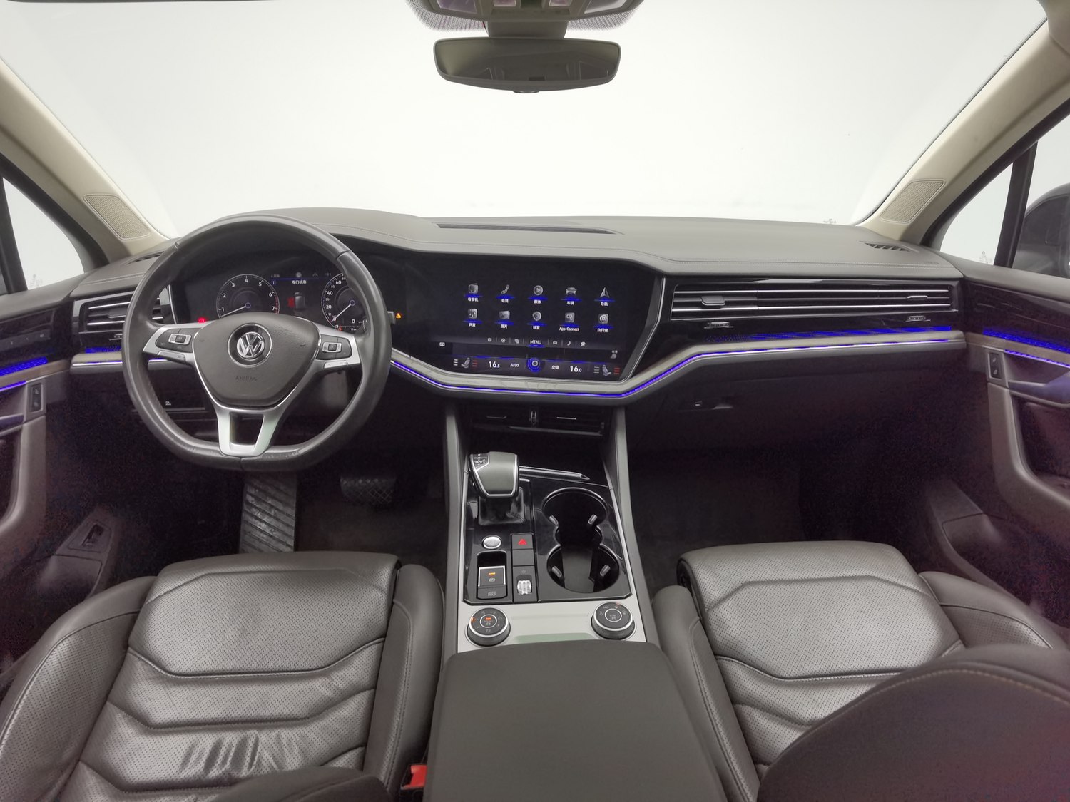 Used Volkswagen Touareg 2019 3.0 AT