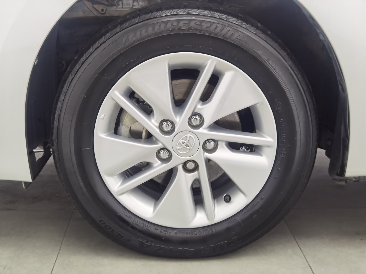 Used Toyota Corolla 2017 1.6 AT