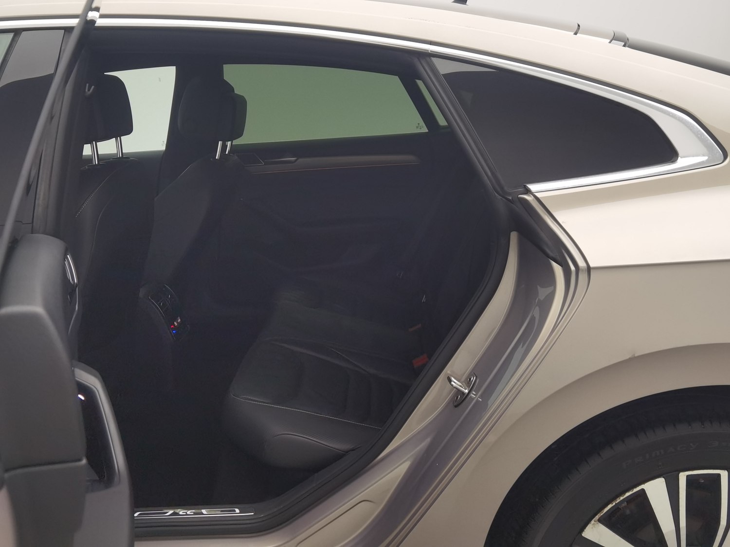 Used Volkswagen CC 2020 2.0 AT