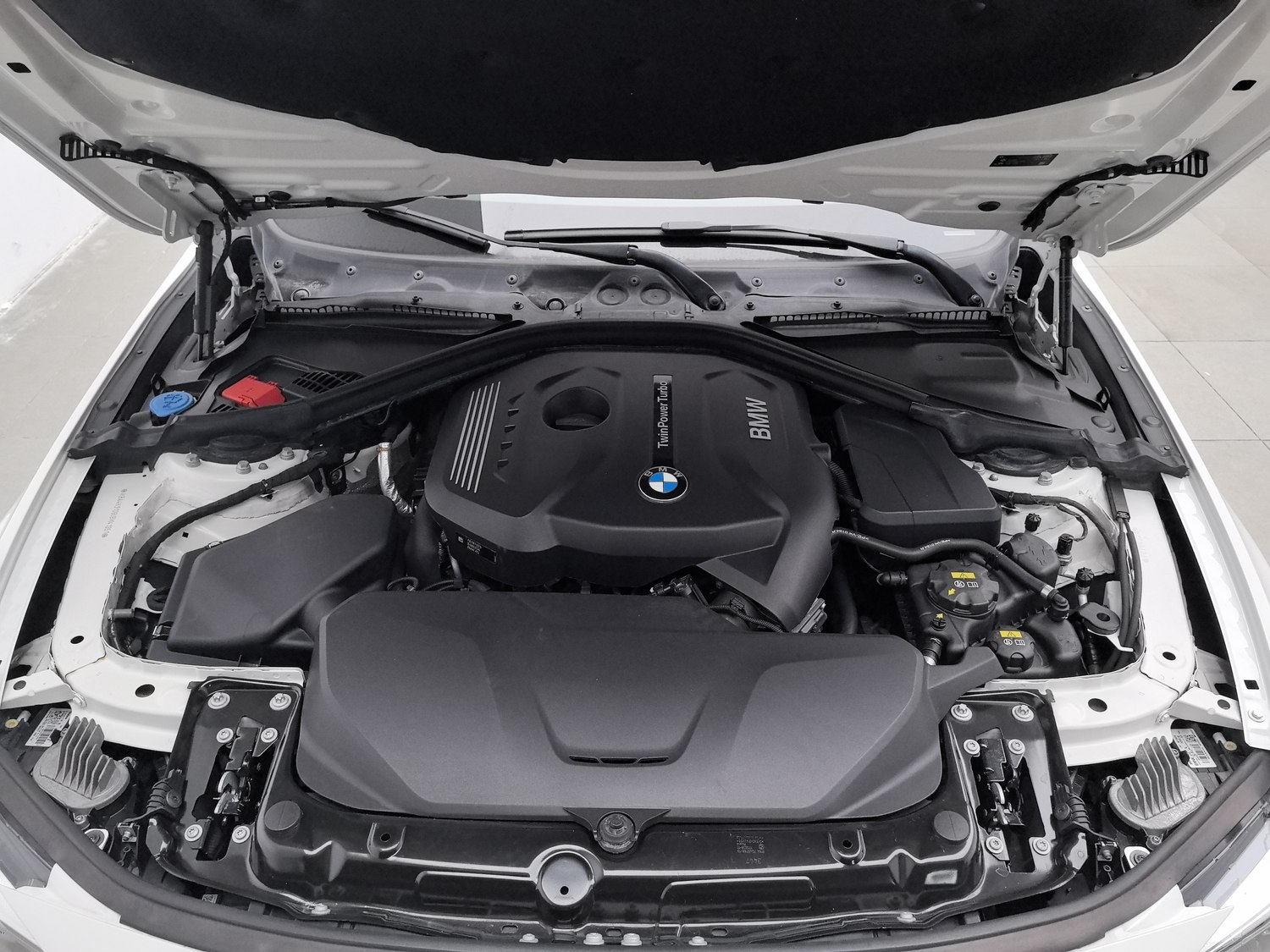 Used BMW THE4 2017 2.0 AT