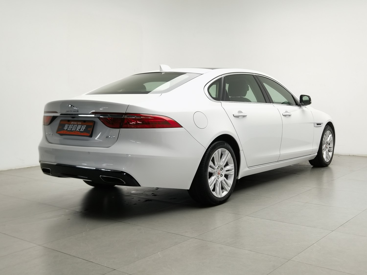 Used Jaguar XFL 2018 2.0 AT