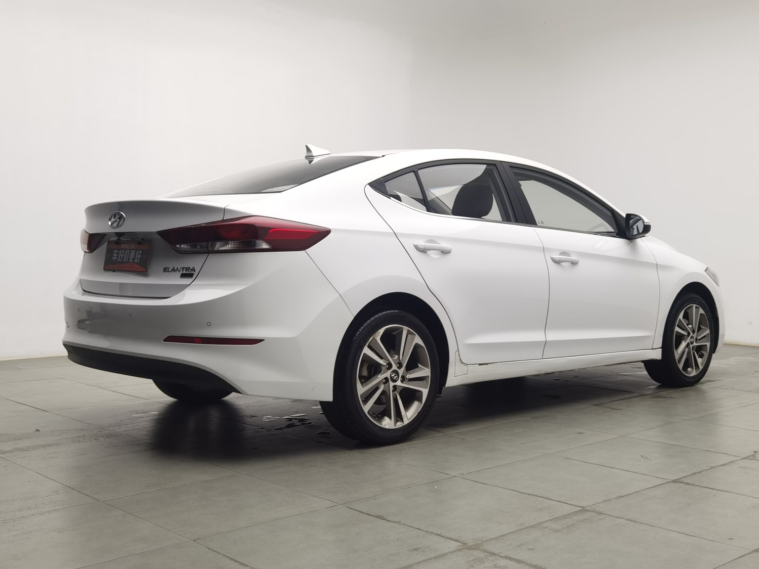 Used Hyundai Elantra 2016 1.6 AT