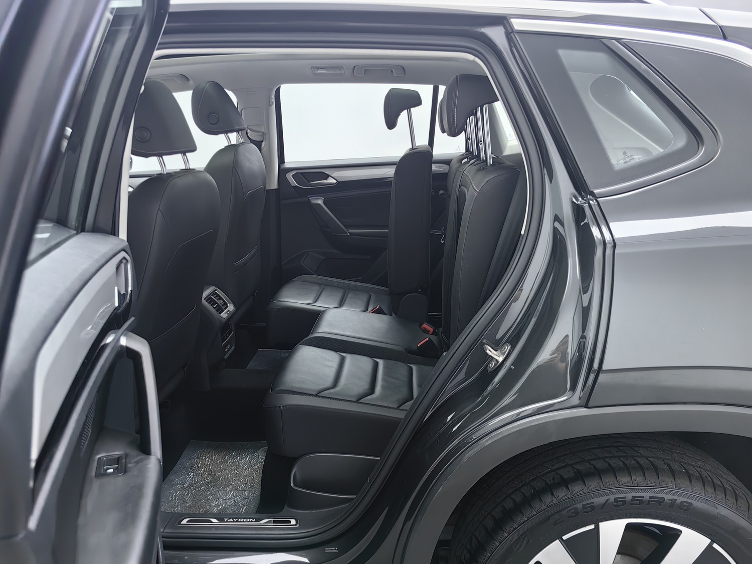 Used Volkswagen Tayron 2020 2.0 AT