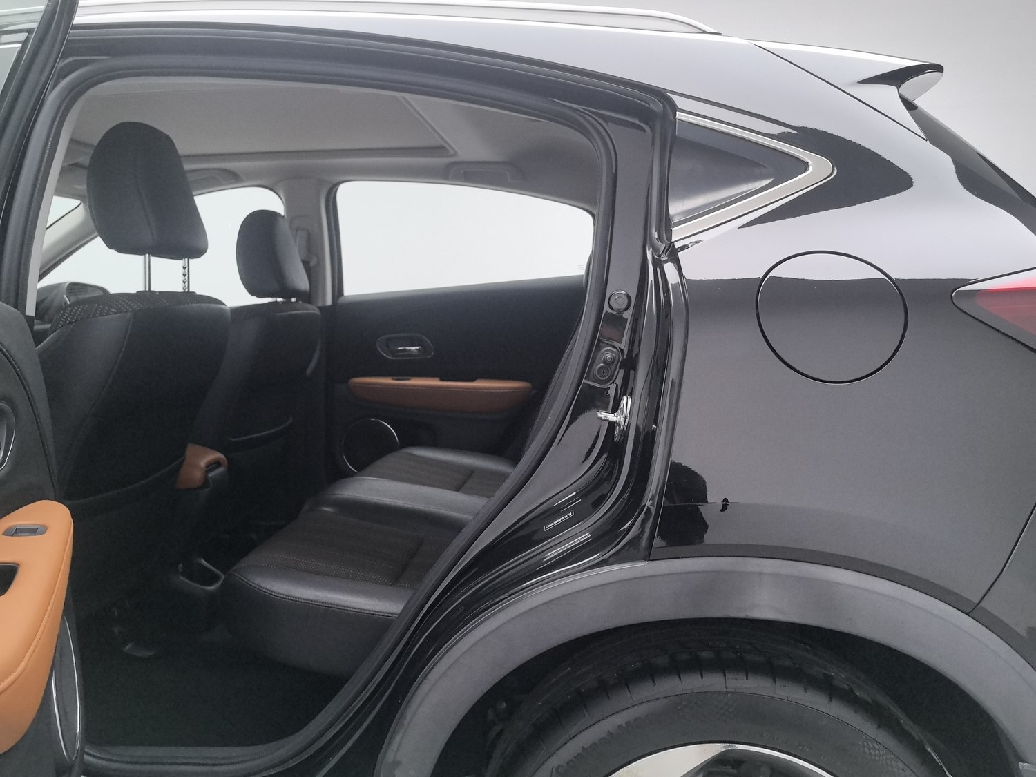 Used Honda Vezel 2015 1.8 AT