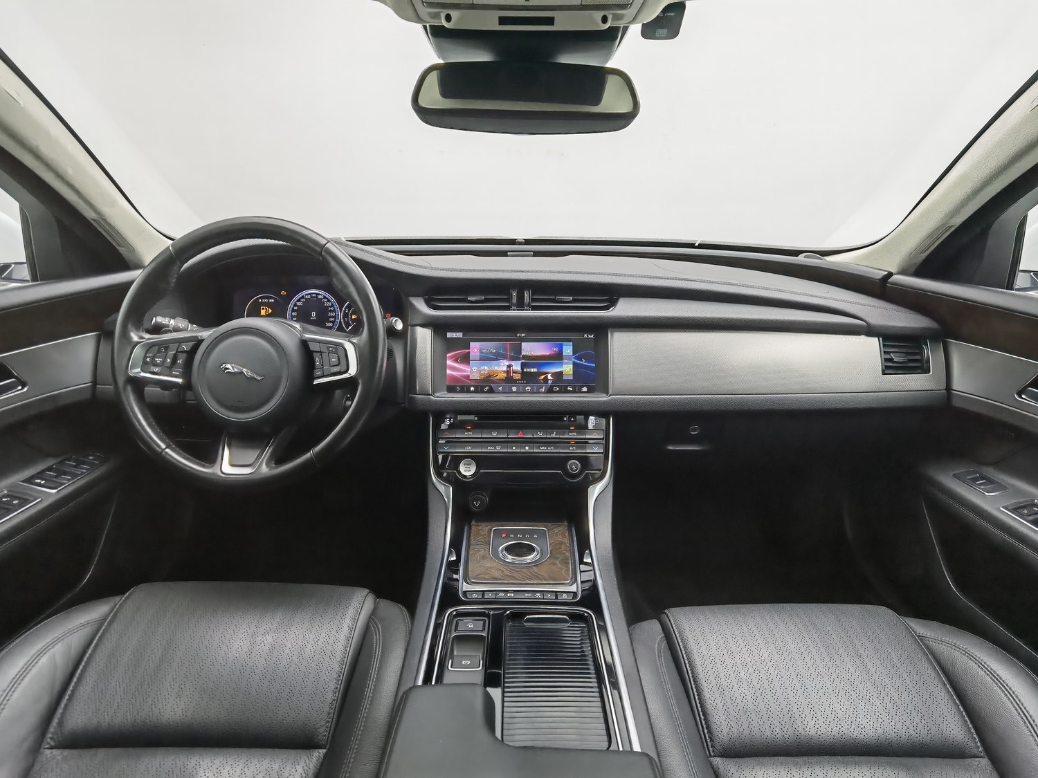 Used Jaguar XFL 2018 2.0 AT