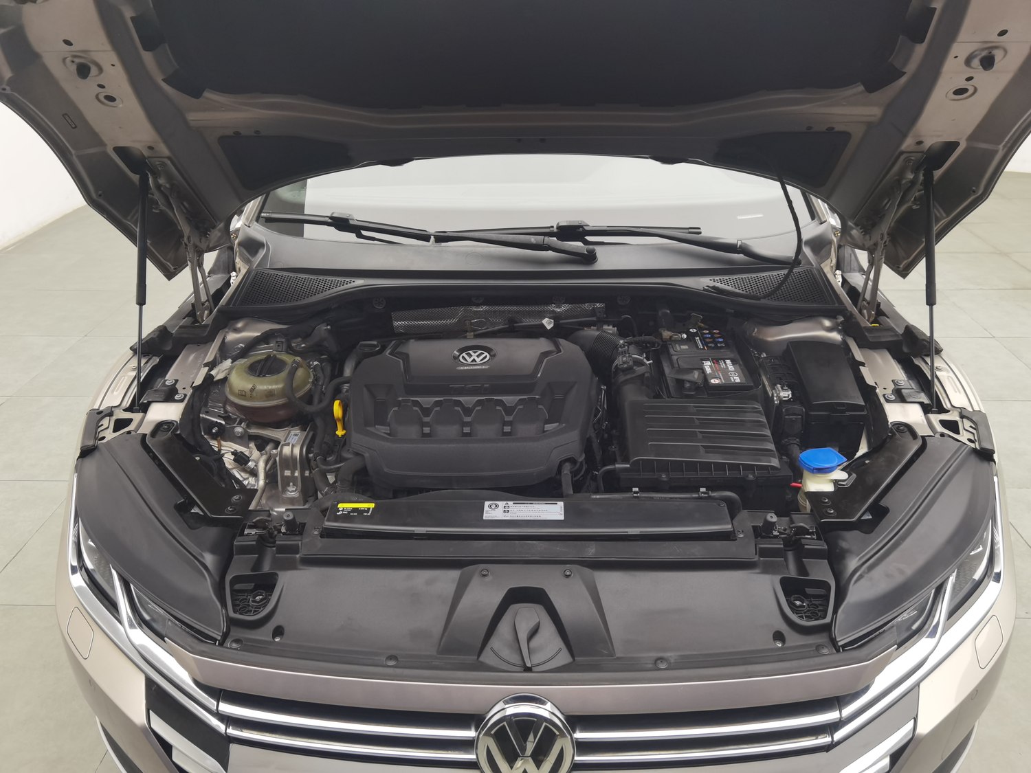 Used Volkswagen CC 2020 2.0 AT
