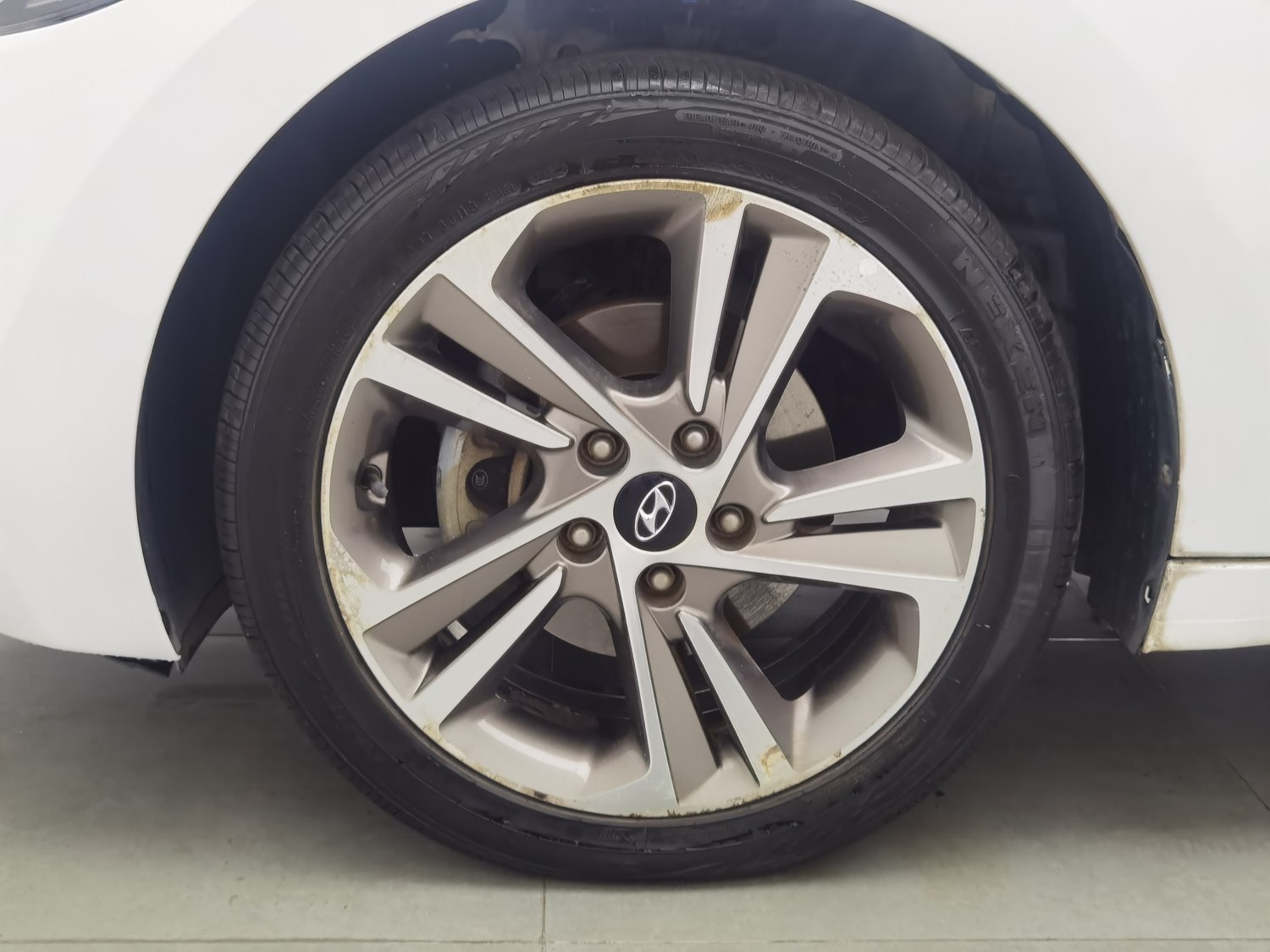 Used Hyundai Elantra 2016 1.6 AT