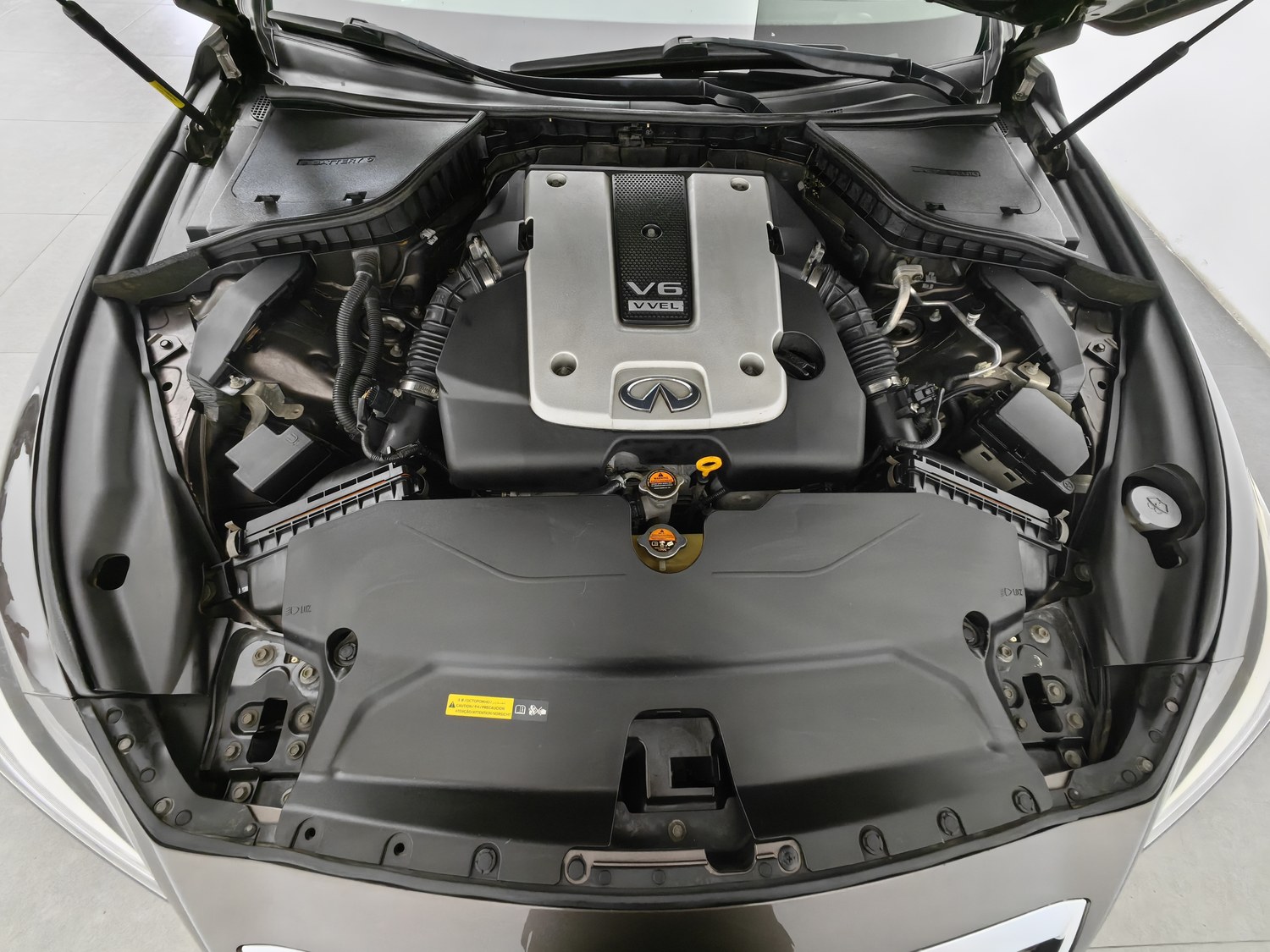Used Infiniti Q50 2014 3.7 AT