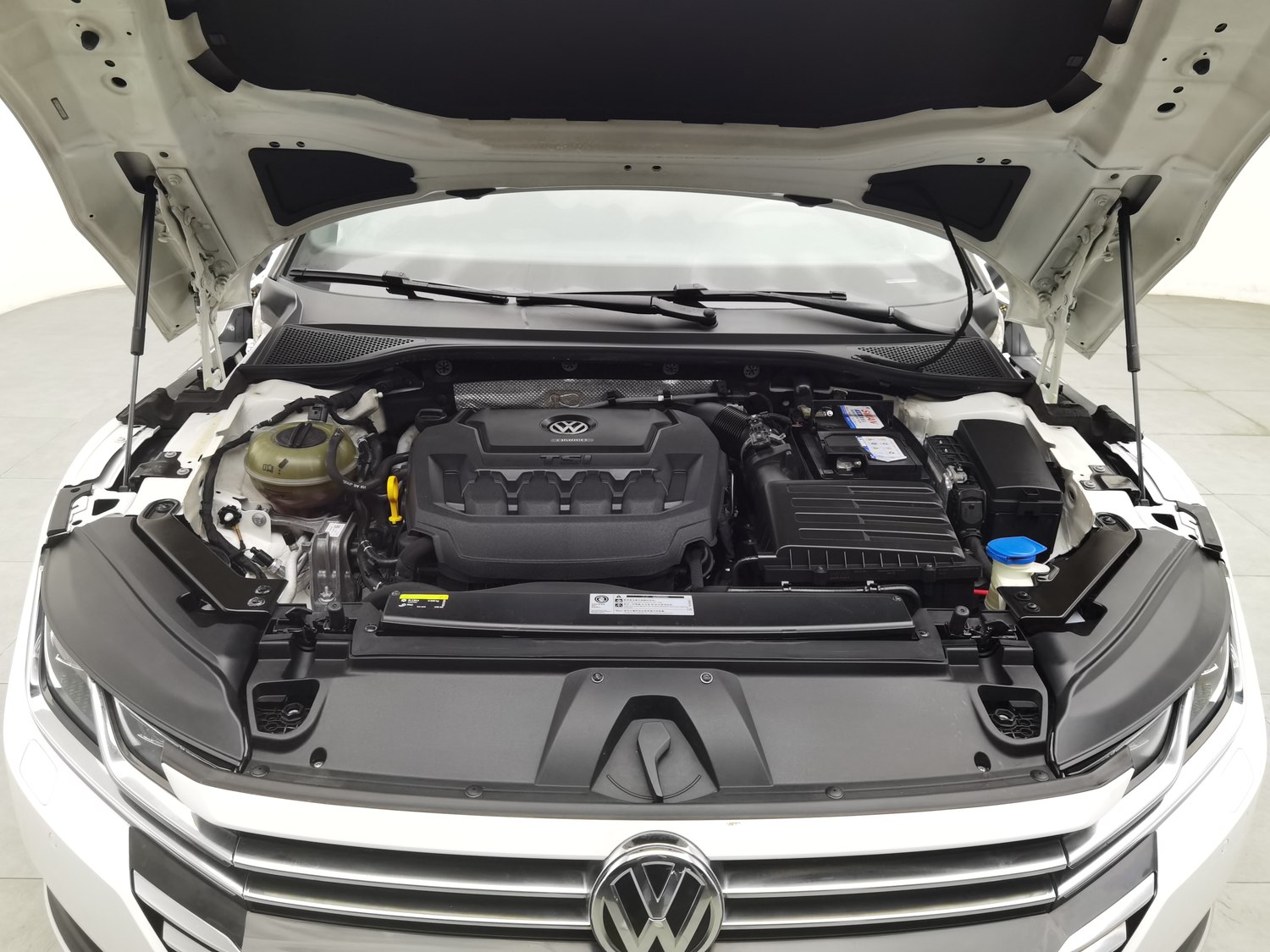 Used Volkswagen CC 2020 2.0 AT