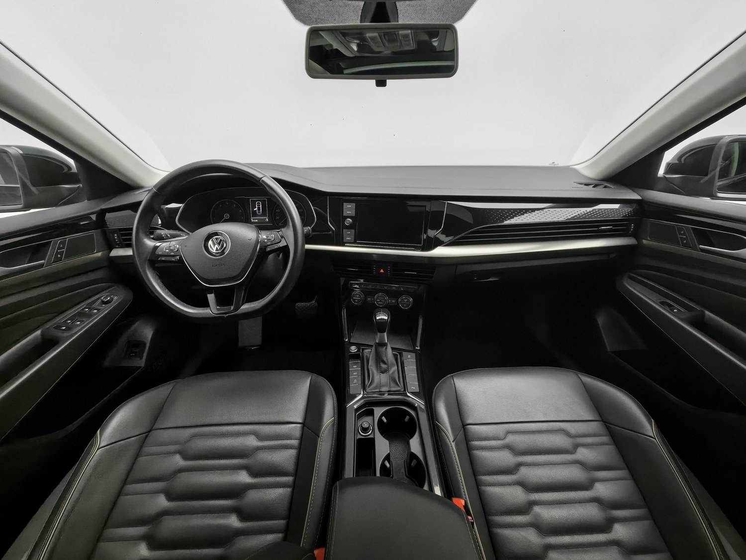 Used Volkswagen Passat 2019 2.0 AT