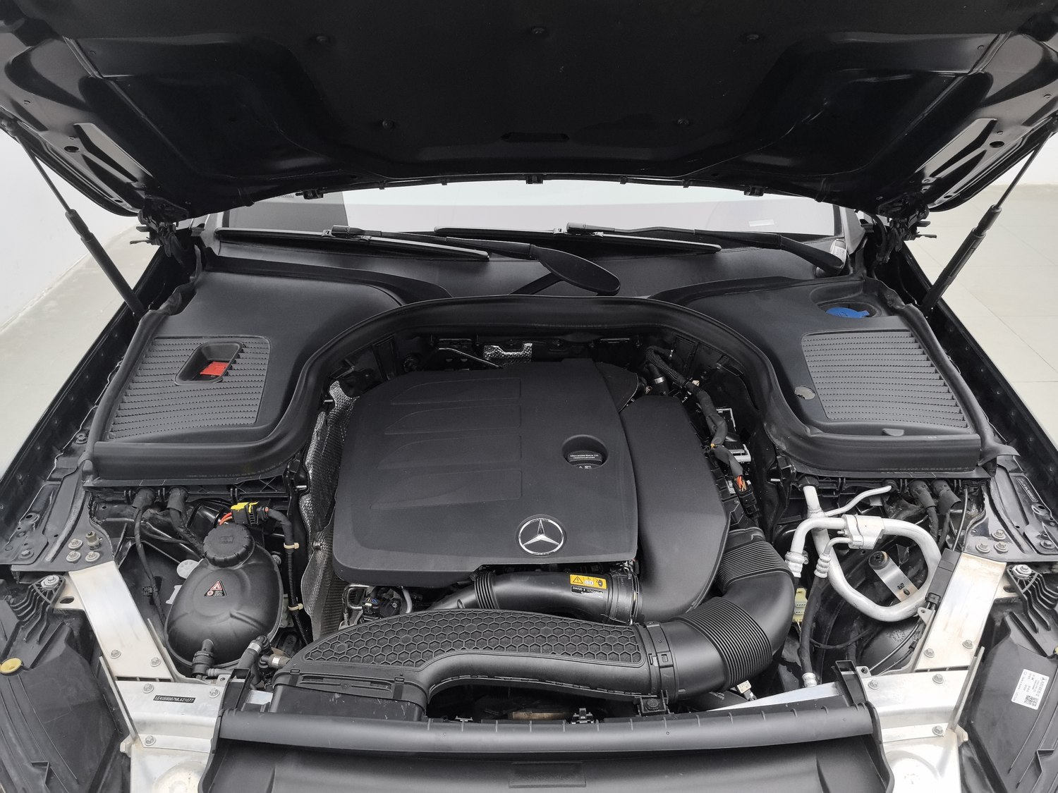 Used Mercedes-Benz GLC 2021 2.0 AT