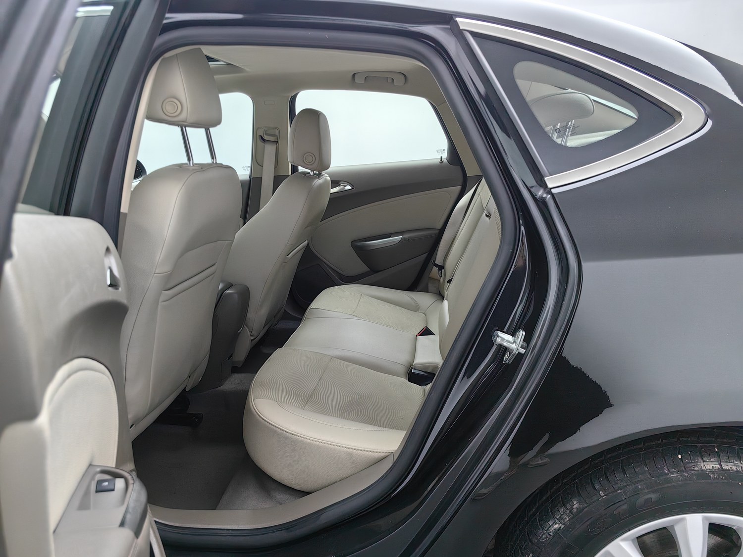 Used Buick Excelle 2013 1.6 AT