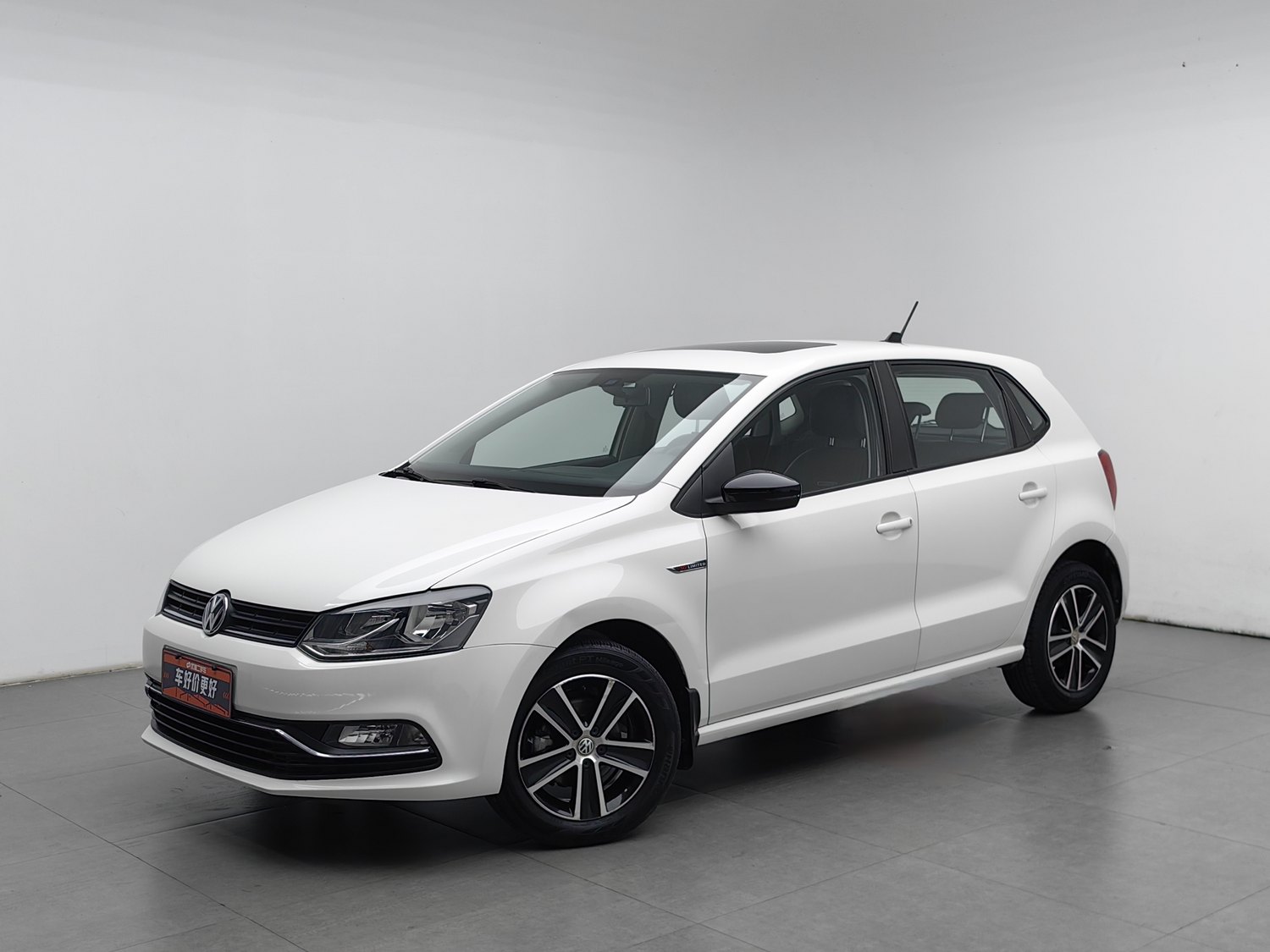 Used Volkswagen Polo 2014 1.6 AT