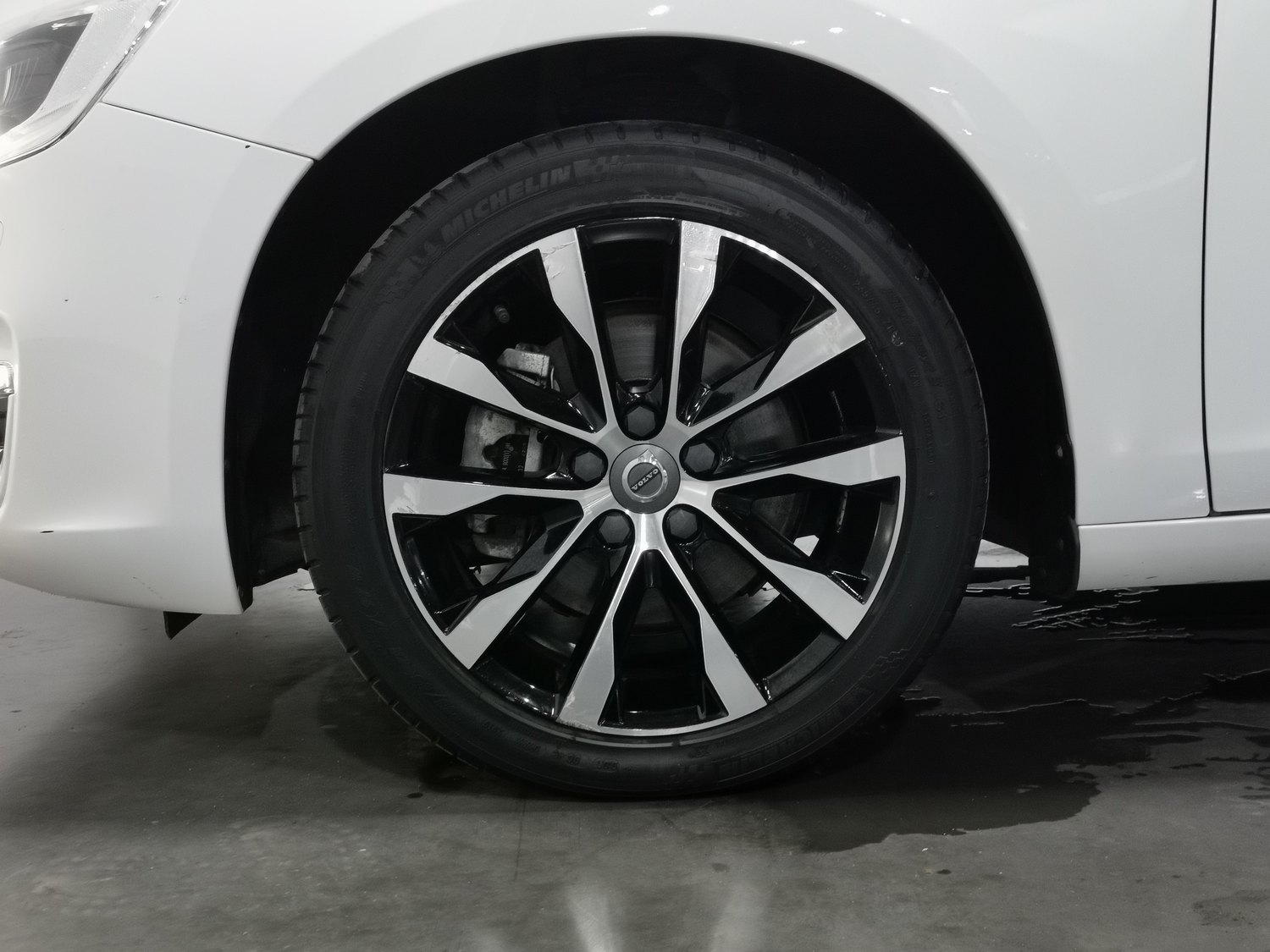 Used Volvo S60 2019 2.0 AT