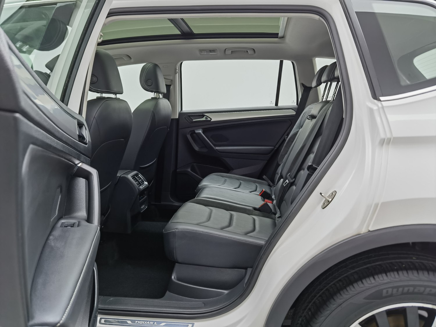 Used Volkswagen Tiguan L 2019 1.4 AT
