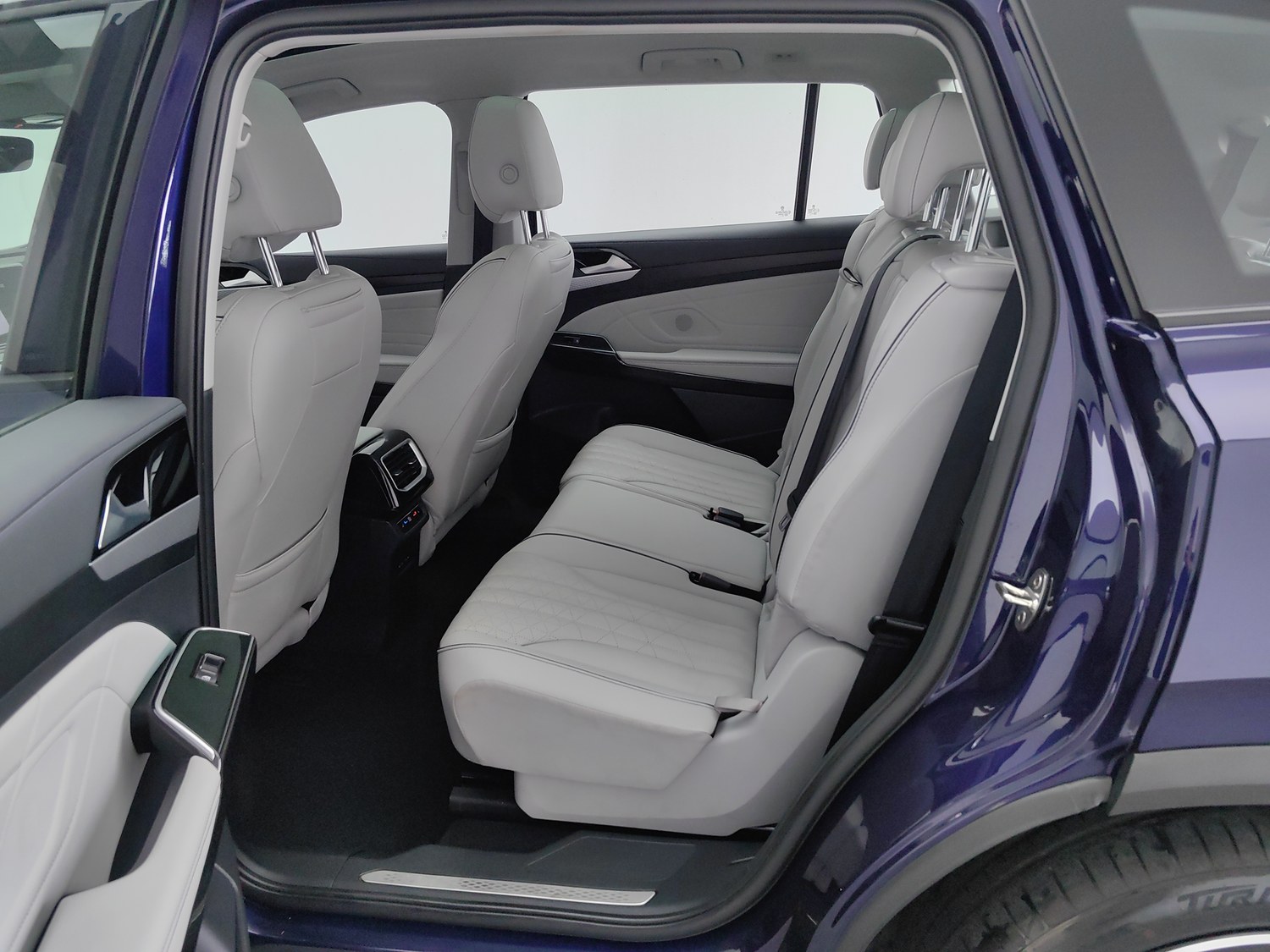 Used Volkswagen ID.6 X 2021