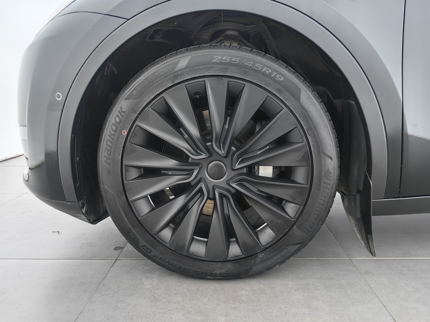 Used Tesla Model Y 2023