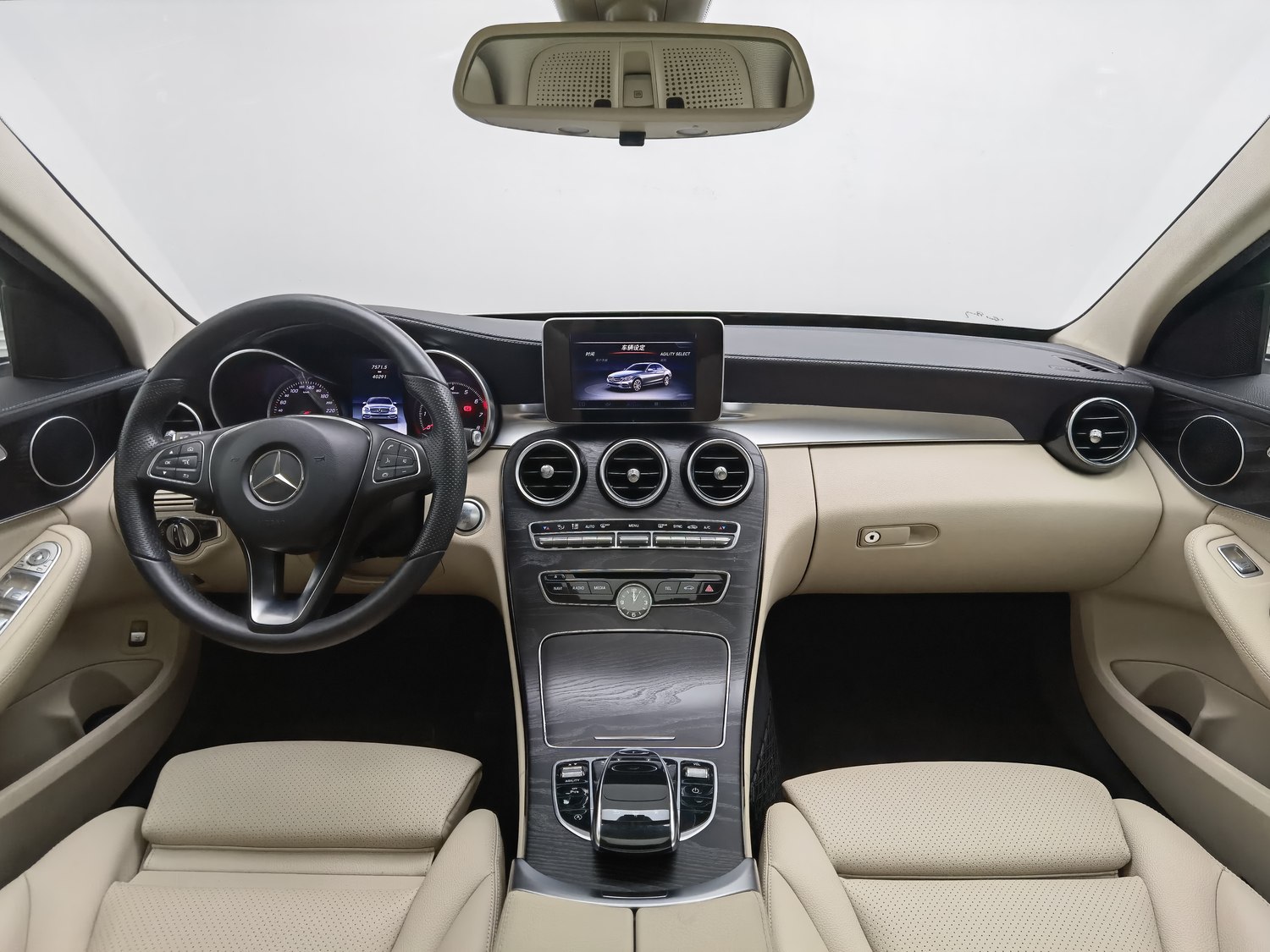 Used Mercedes-Benz C-Class 2015 2.0 AT