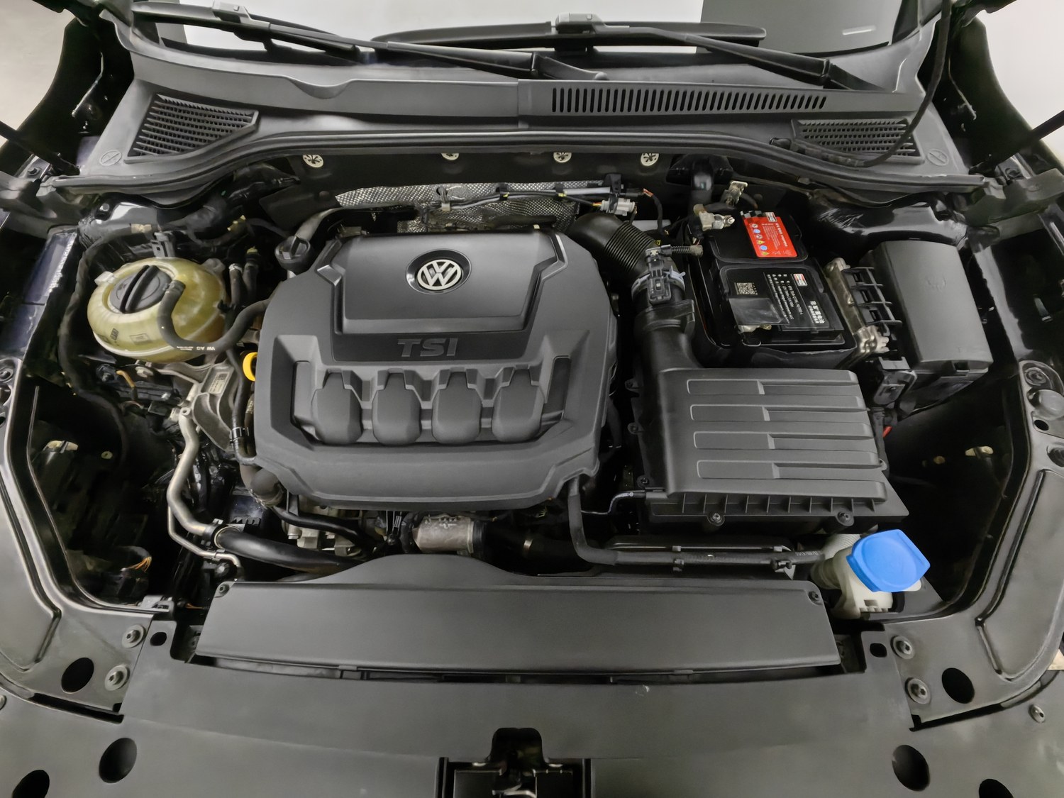Used Volkswagen Passat 2019 2.0 AT