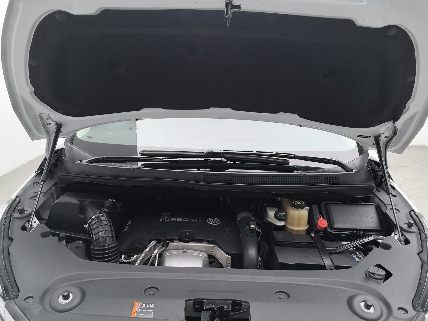 Used Buick GL8 2017 2.0 AT