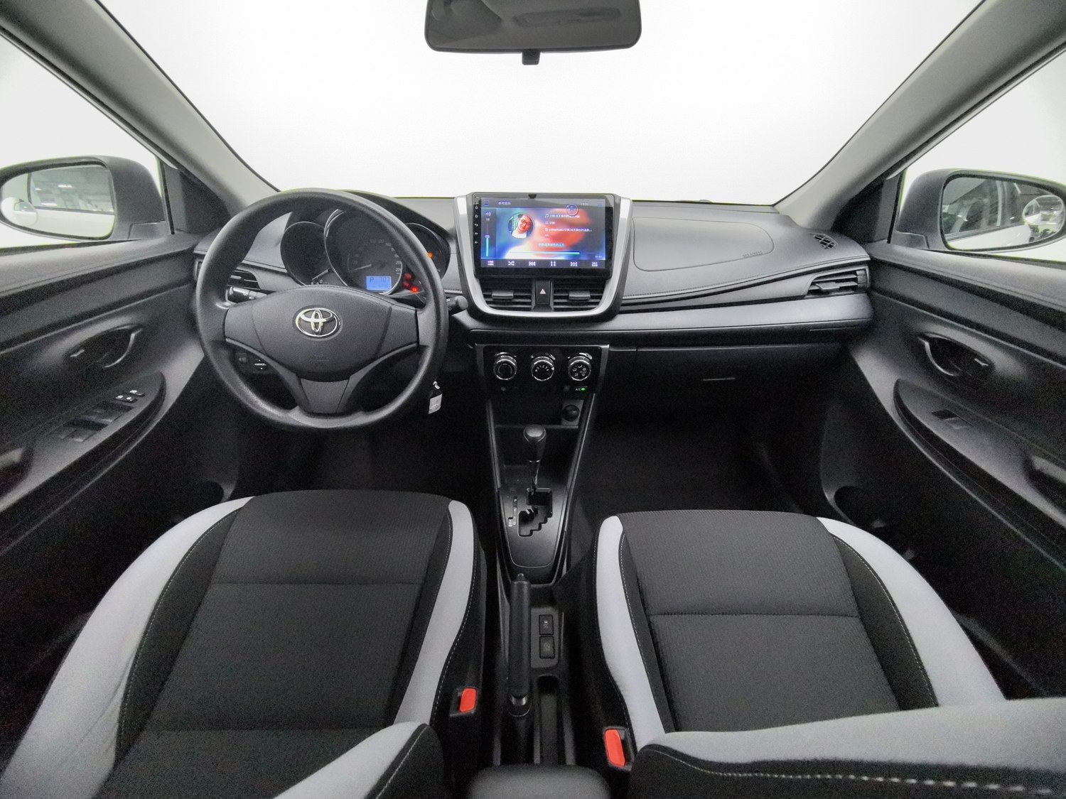 Used Toyota YARiS L 2020 1.5 AT