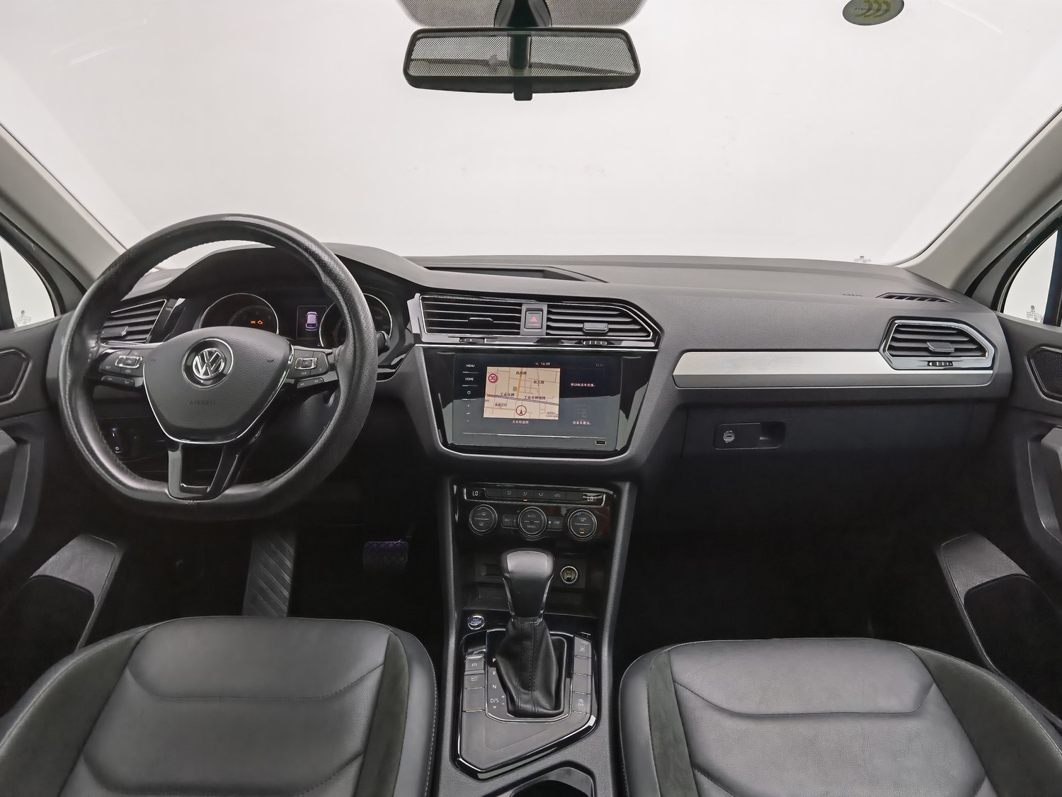Used Volkswagen Tiguan L 2019 1.4 AT