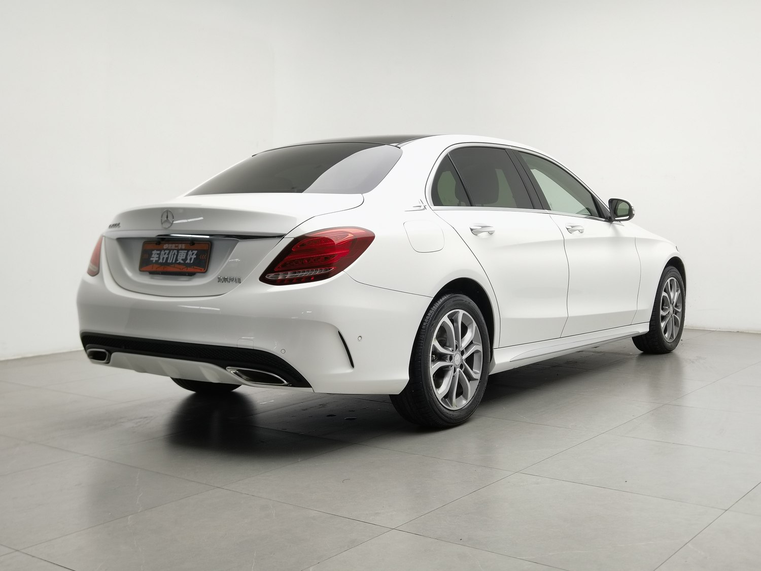 Used Mercedes-Benz C-Class 2015 2.0 AT